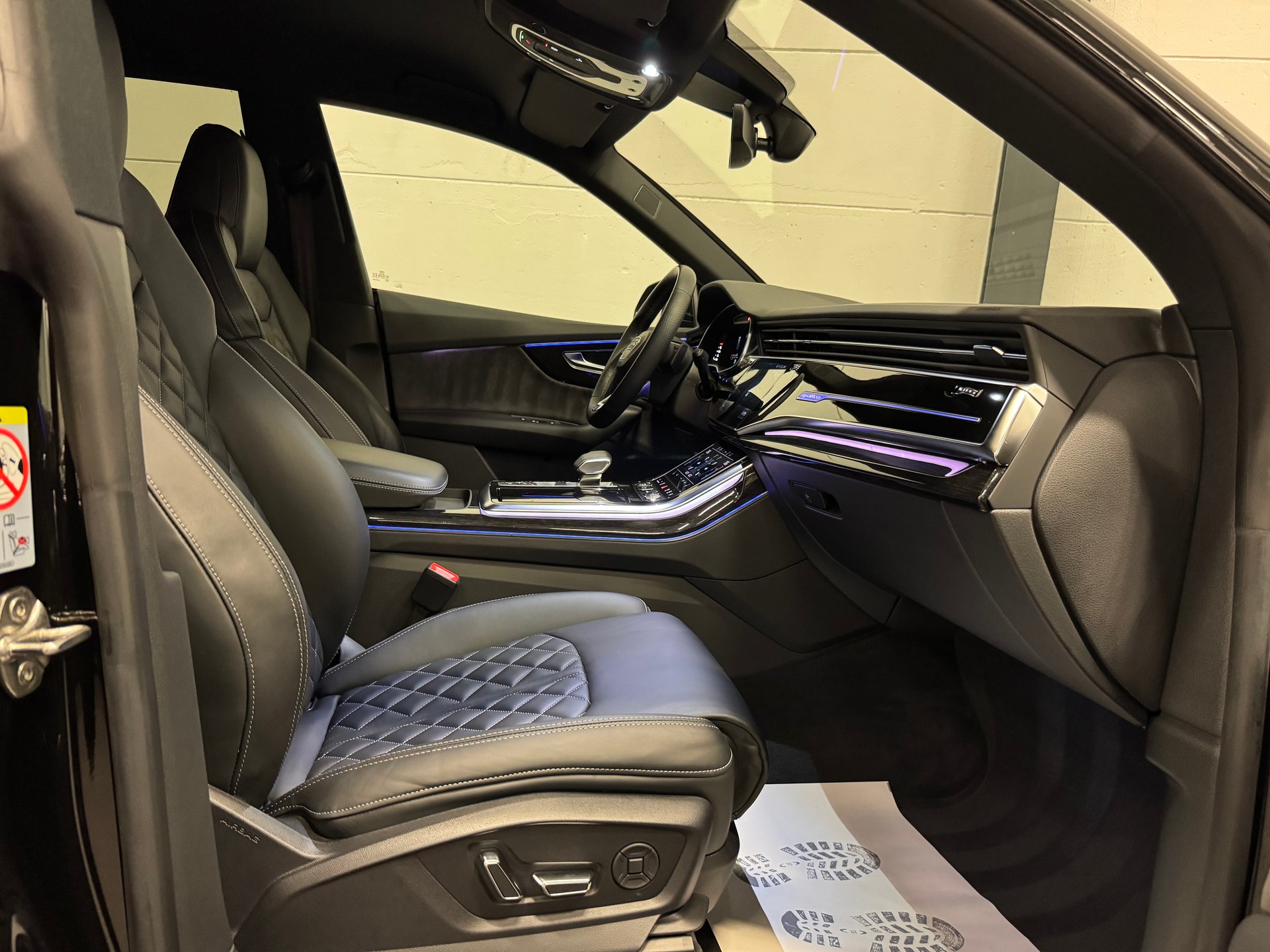 AUDI Q8 50 TDI Black Edition quattro tiptronic S LINE CH Fahrzeug-image-18