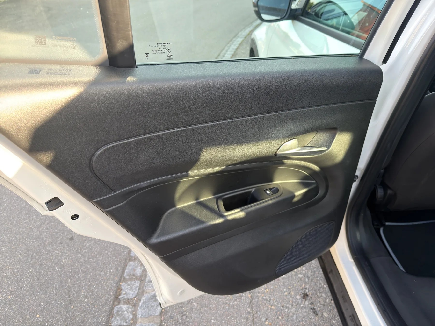 FIAT 600 1.2 Hybrid 145 Cult-image-20
