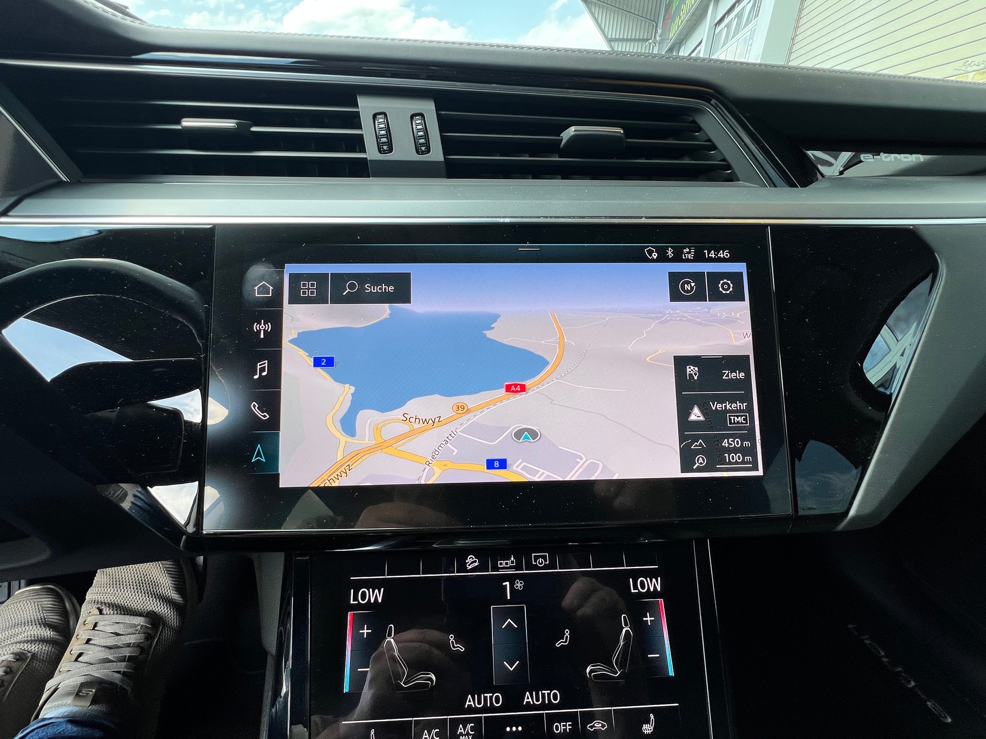 AUDI e-tron 55 quattro *** PS 360 * frisch ab MFK ***-image-27