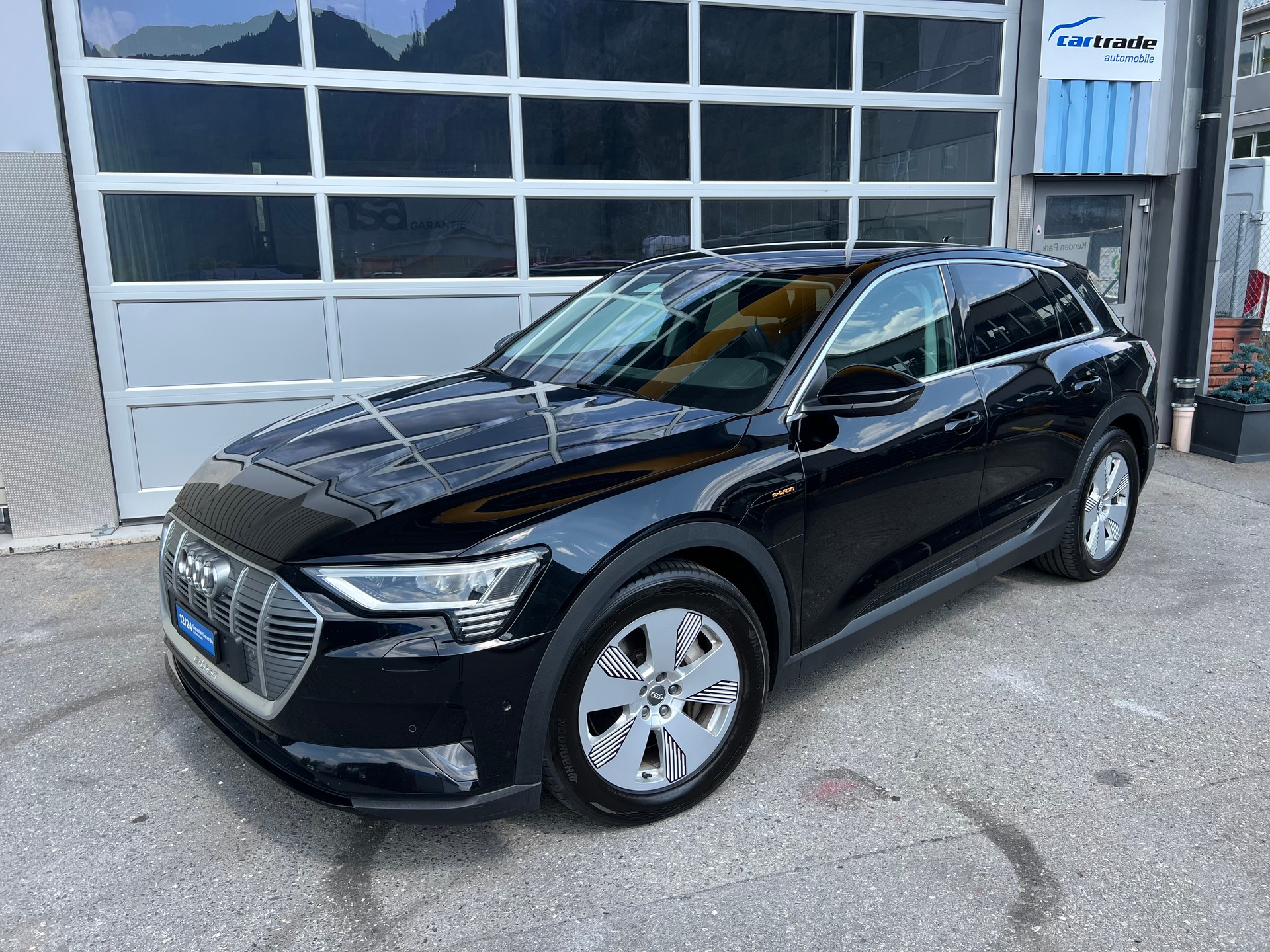AUDI e-tron 55 quattro *** PS 360 * frisch ab MFK ***-image-0