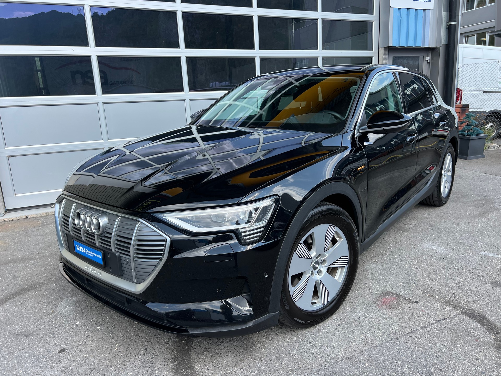 AUDI e-tron 55 quattro *** PS 360 * frisch ab MFK ***-image-8