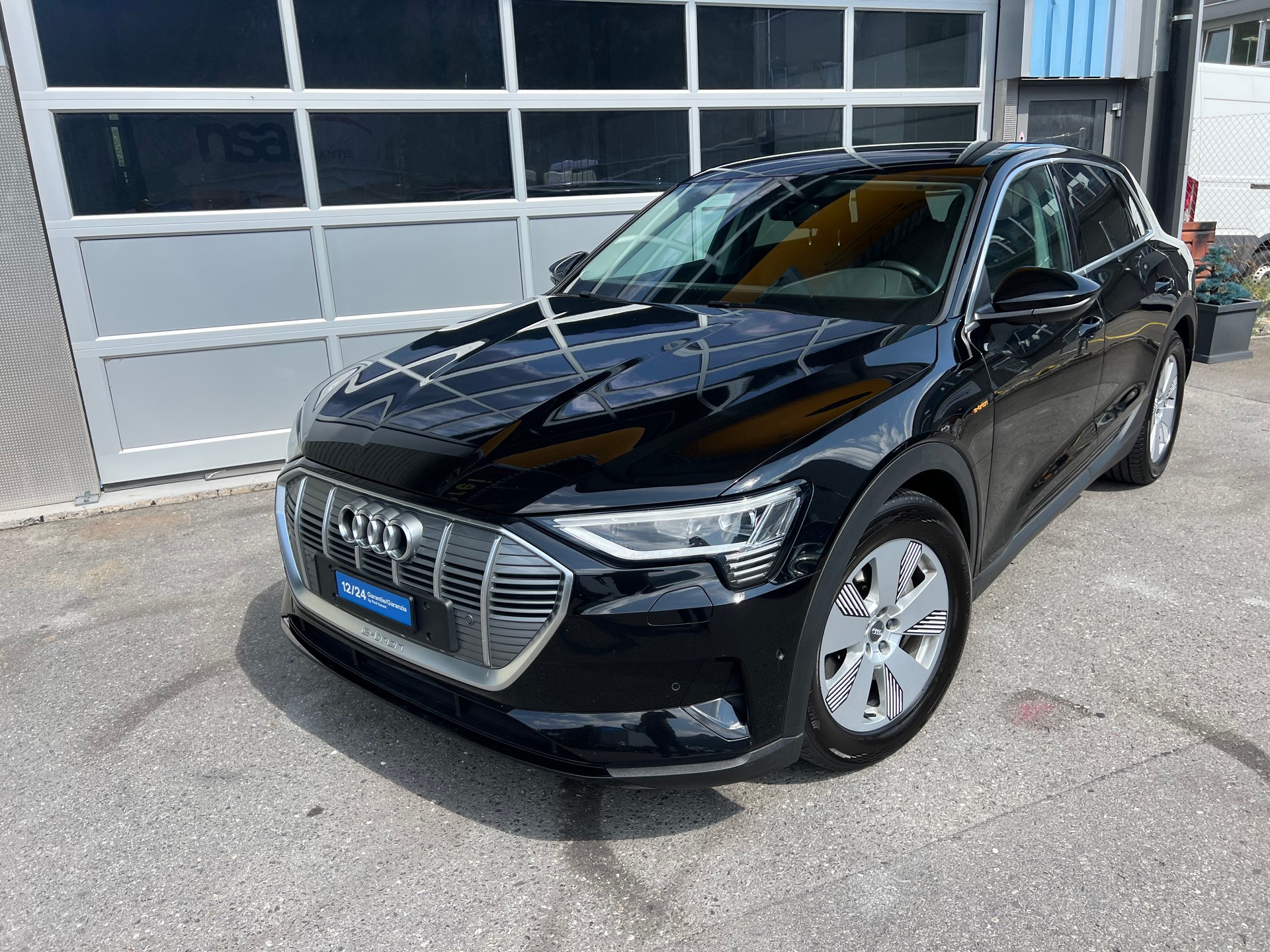 AUDI e-tron 55 quattro *** PS 360 * frisch ab MFK ***-image-1