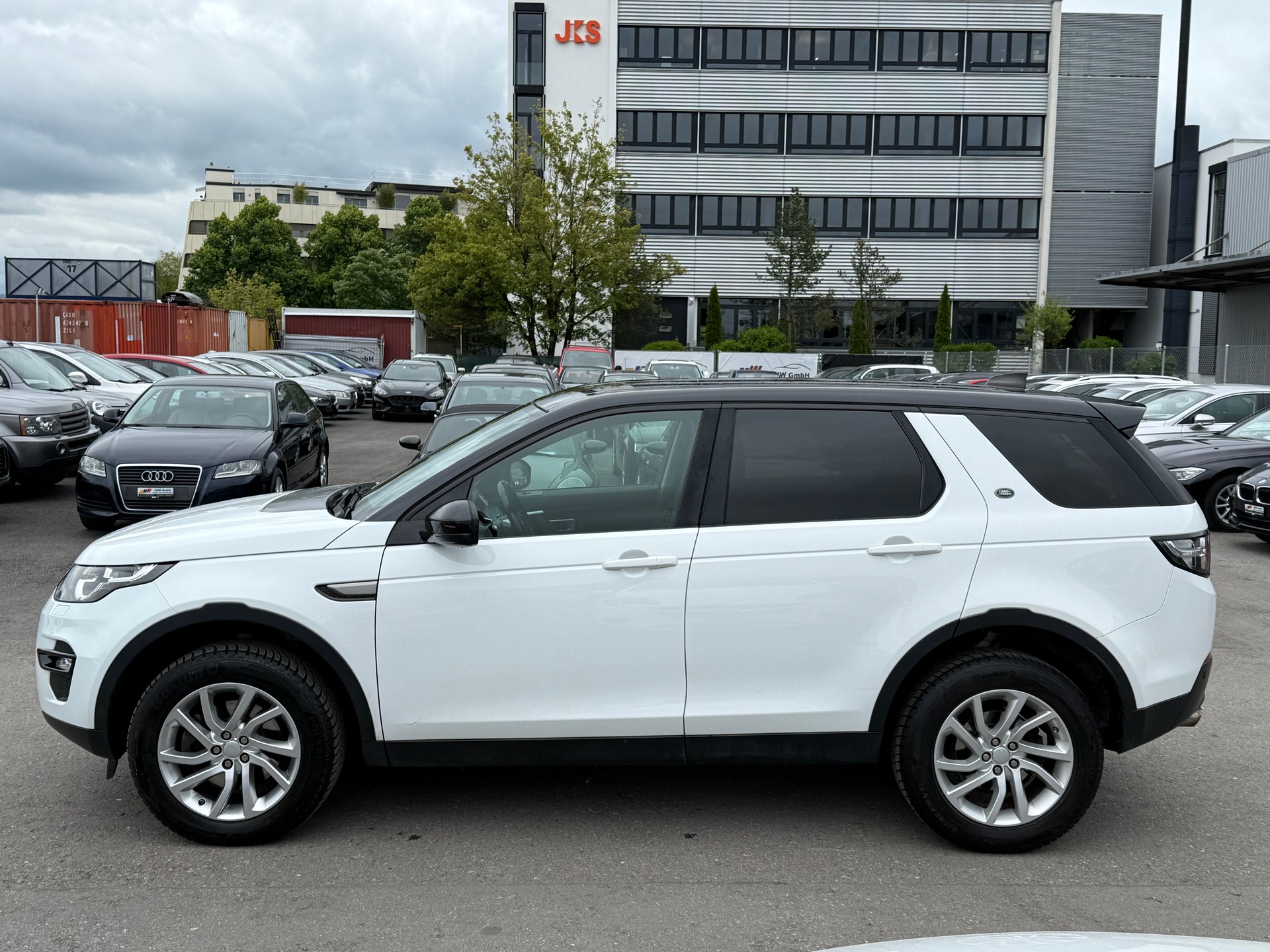 LAND ROVER Discovery Sport 2.0 TD4 Pure AT9 / Frisch ab MFK / Steuerkette NEU / 1 Jahr Garantie-image-6