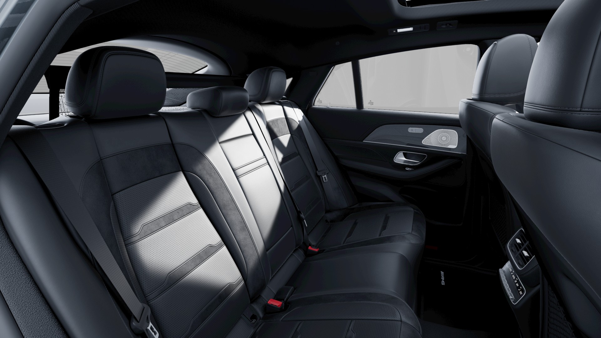 MERCEDES-BENZ GLE 53 Hybrid EQ Star AMG 4MATIC+ Coupé-image-6