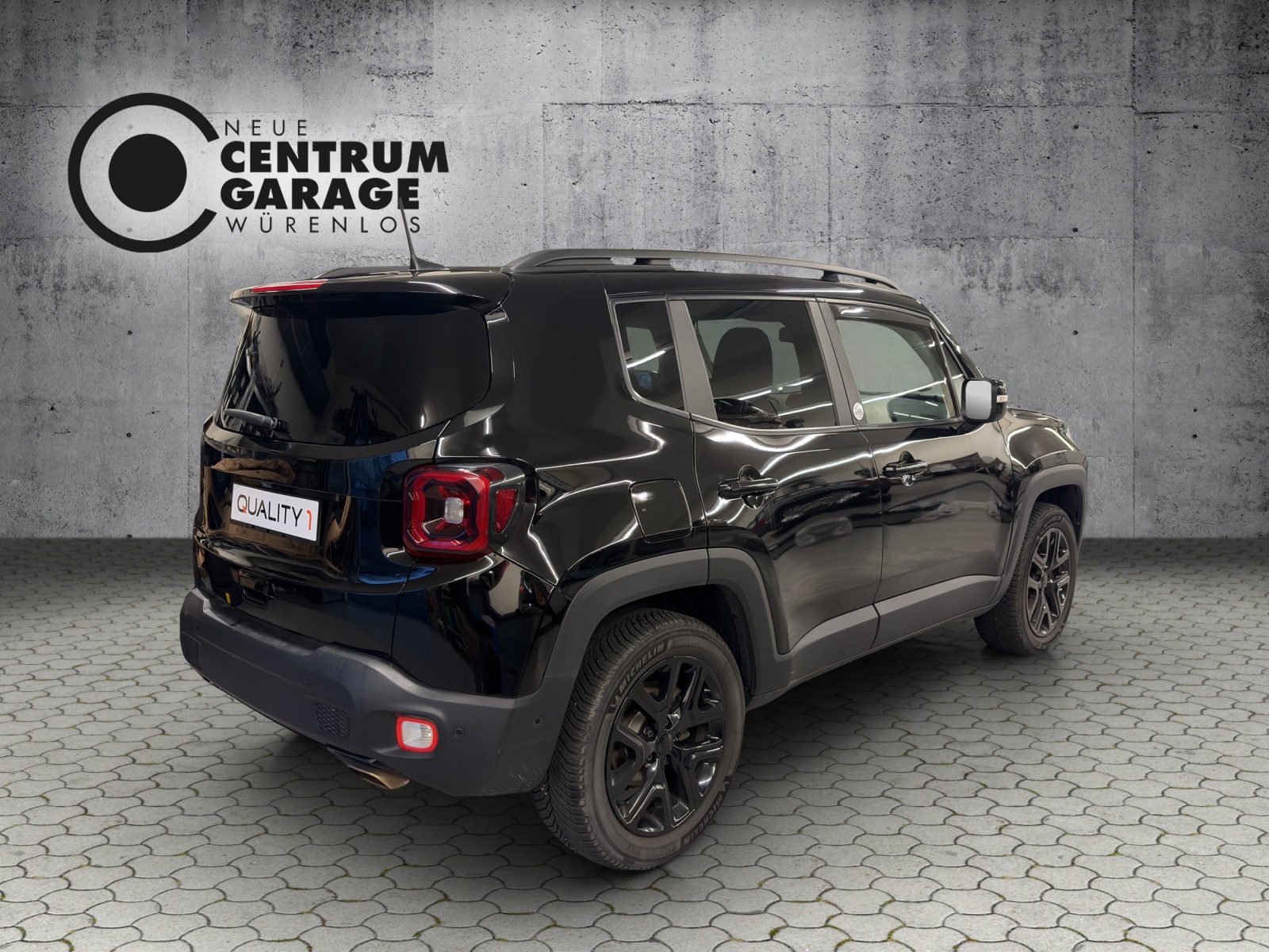 JEEP Renegade 1.3 Turbo Quicksilver Limited AWD-showroom-element-3