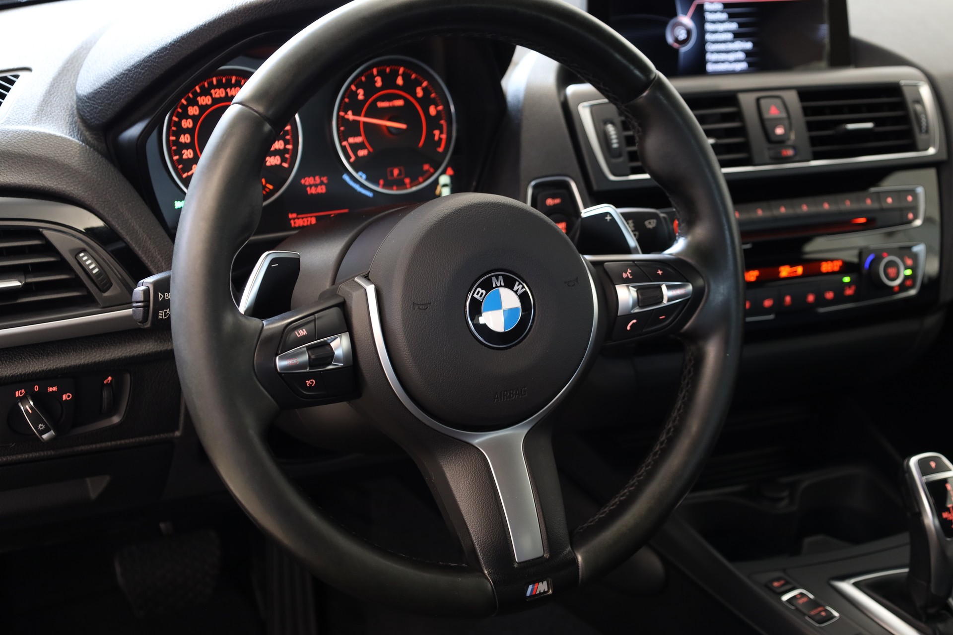BMW M235i xDrive Steptronic-image-8