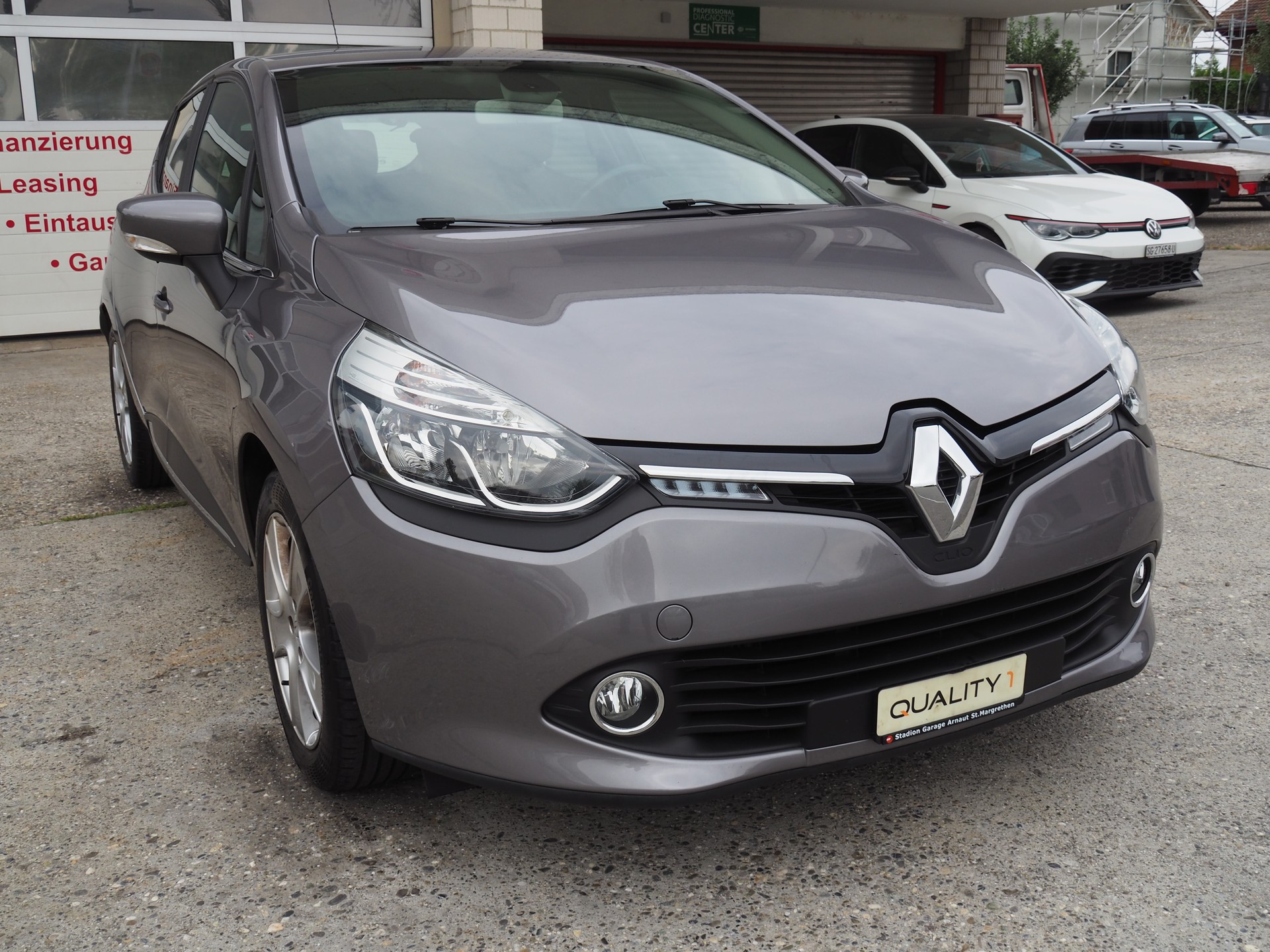 RENAULT Clio 1.2 16V T Dynamique EDC-image-4