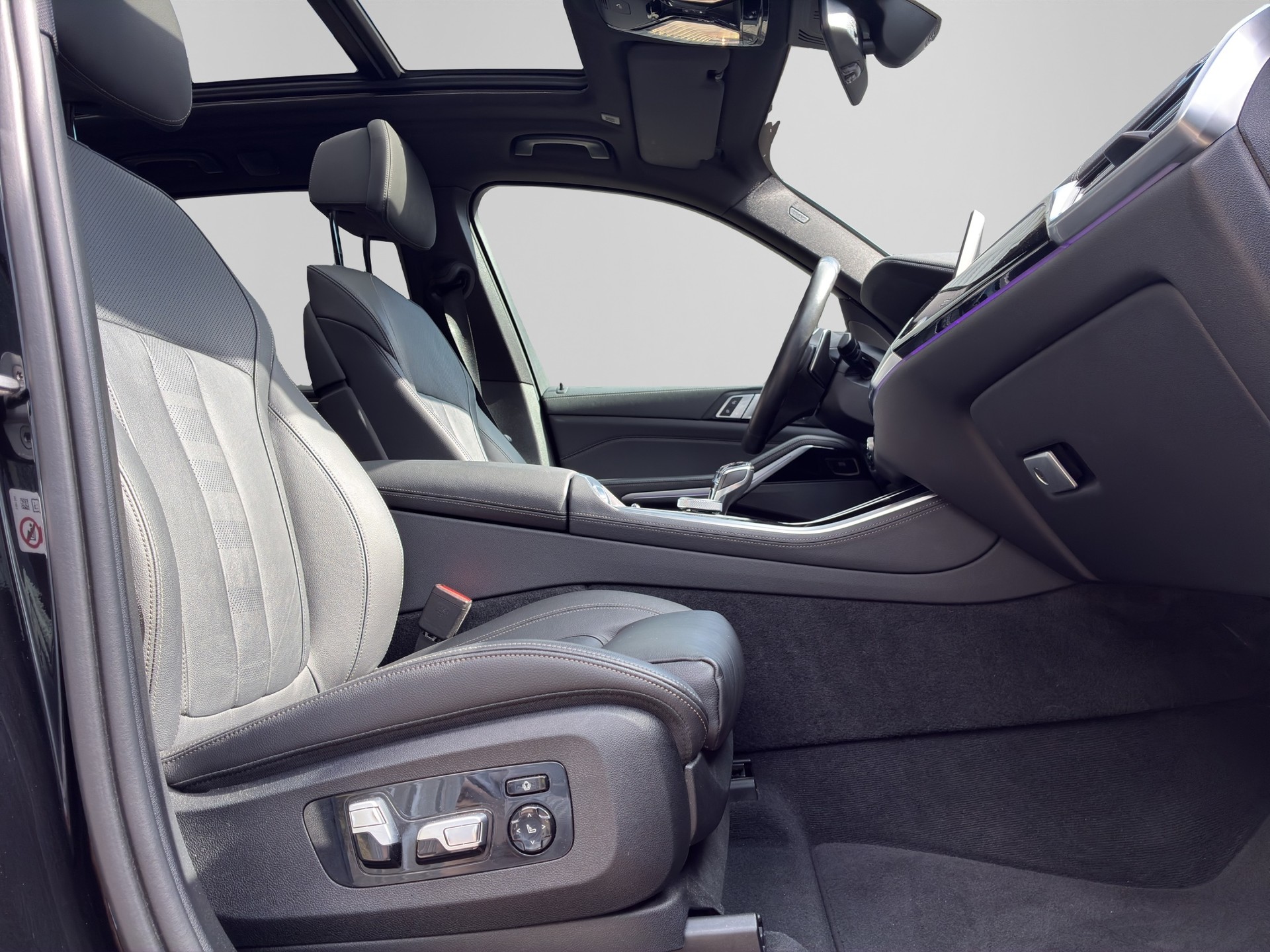 BMW X5 xDrive 40i Steptronic-image-12