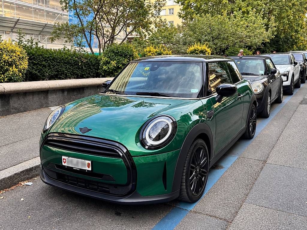 MINI COOPER-image-0