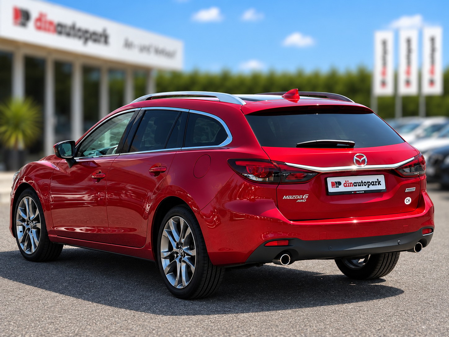 MAZDA 6 SW 2.2 D Revolution AWD Automatic Skyactive-D * CH-Fahrzeug *-image-3