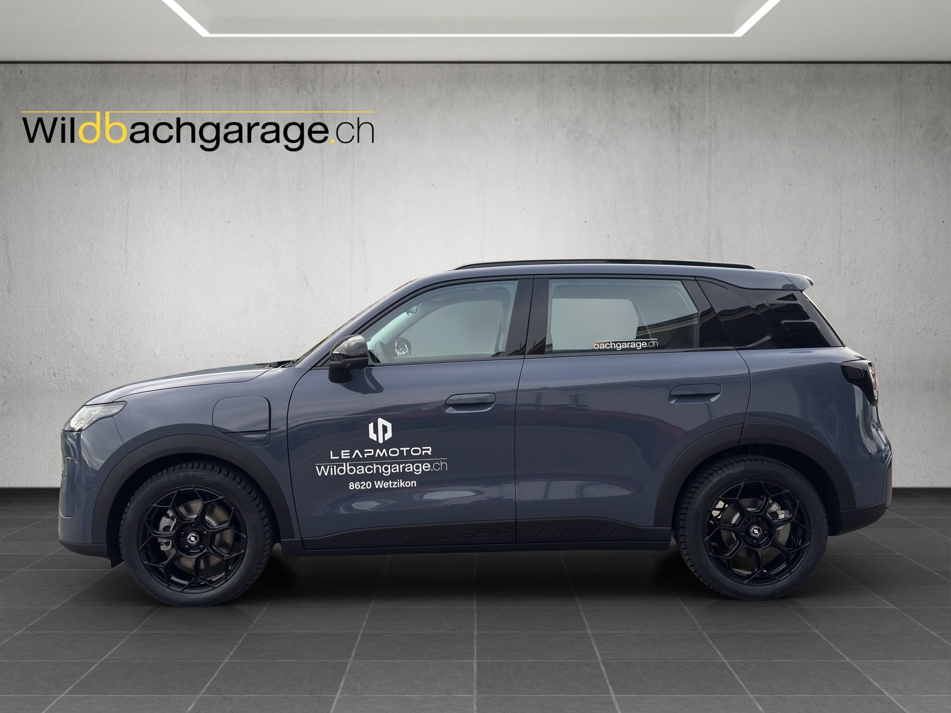 LEAPMOTOR B03X EV-image-1