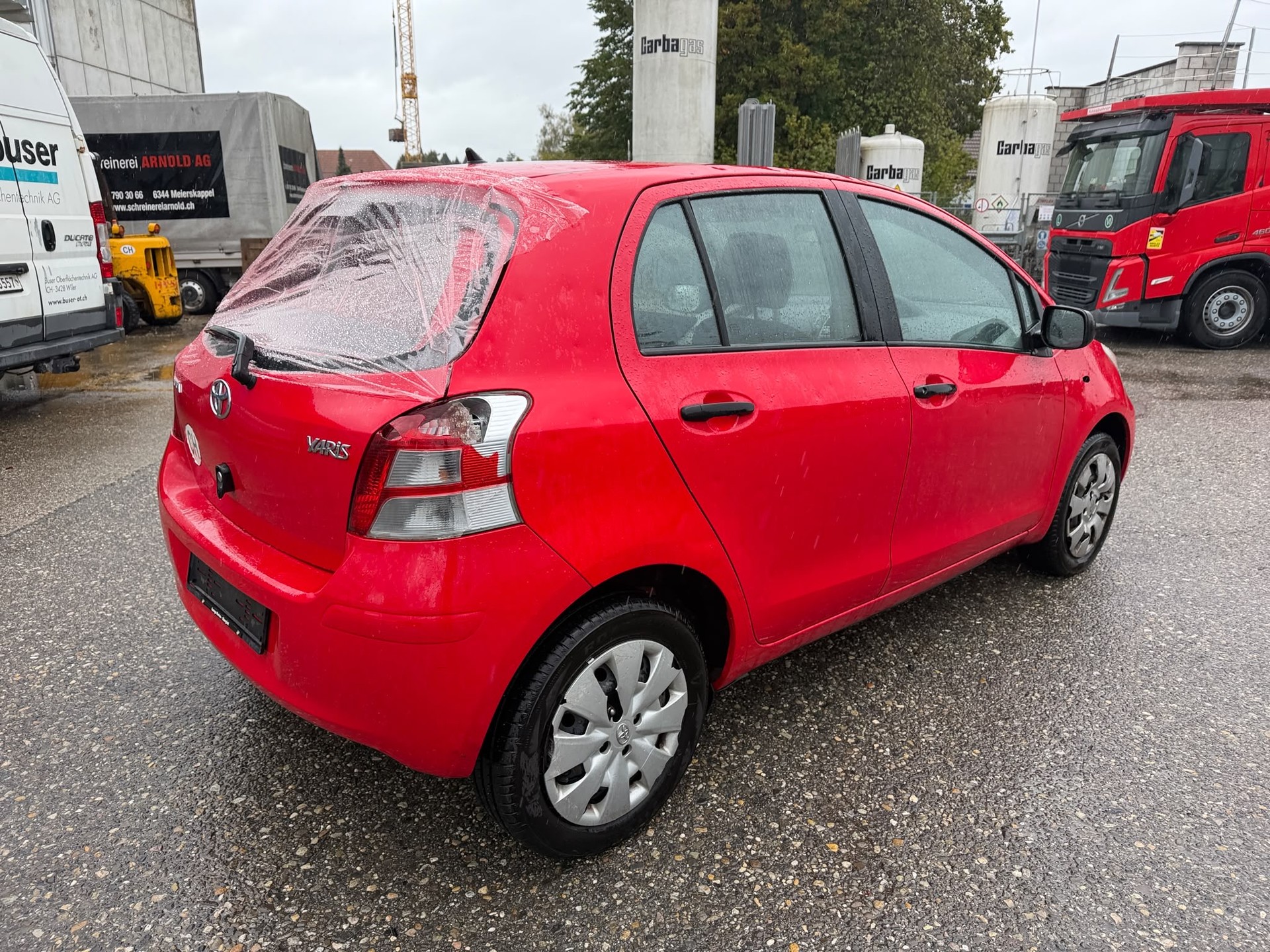 TOYOTA Yaris 1.0 Linea Terra-image-6