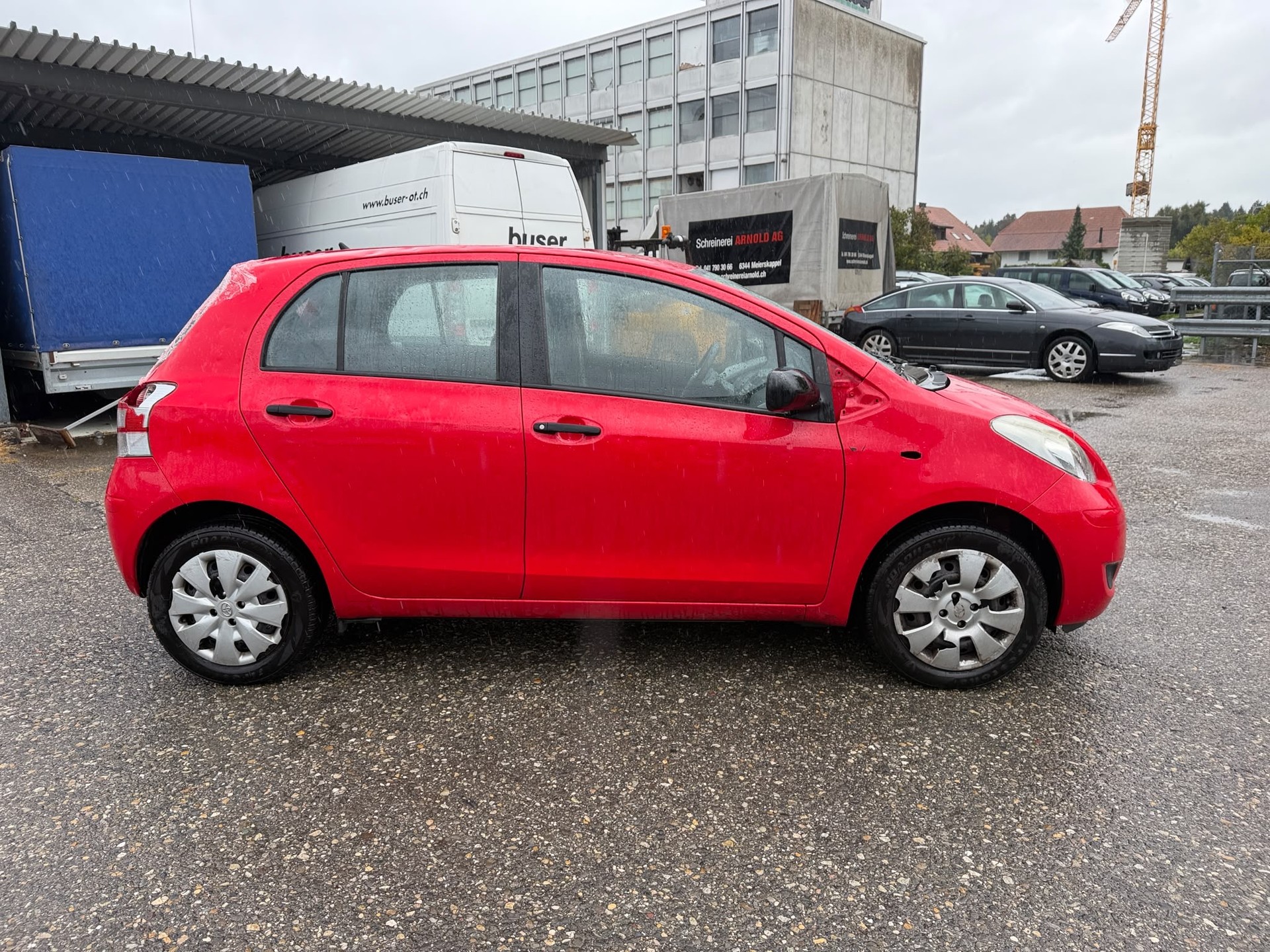TOYOTA Yaris 1.0 Linea Terra-image-3