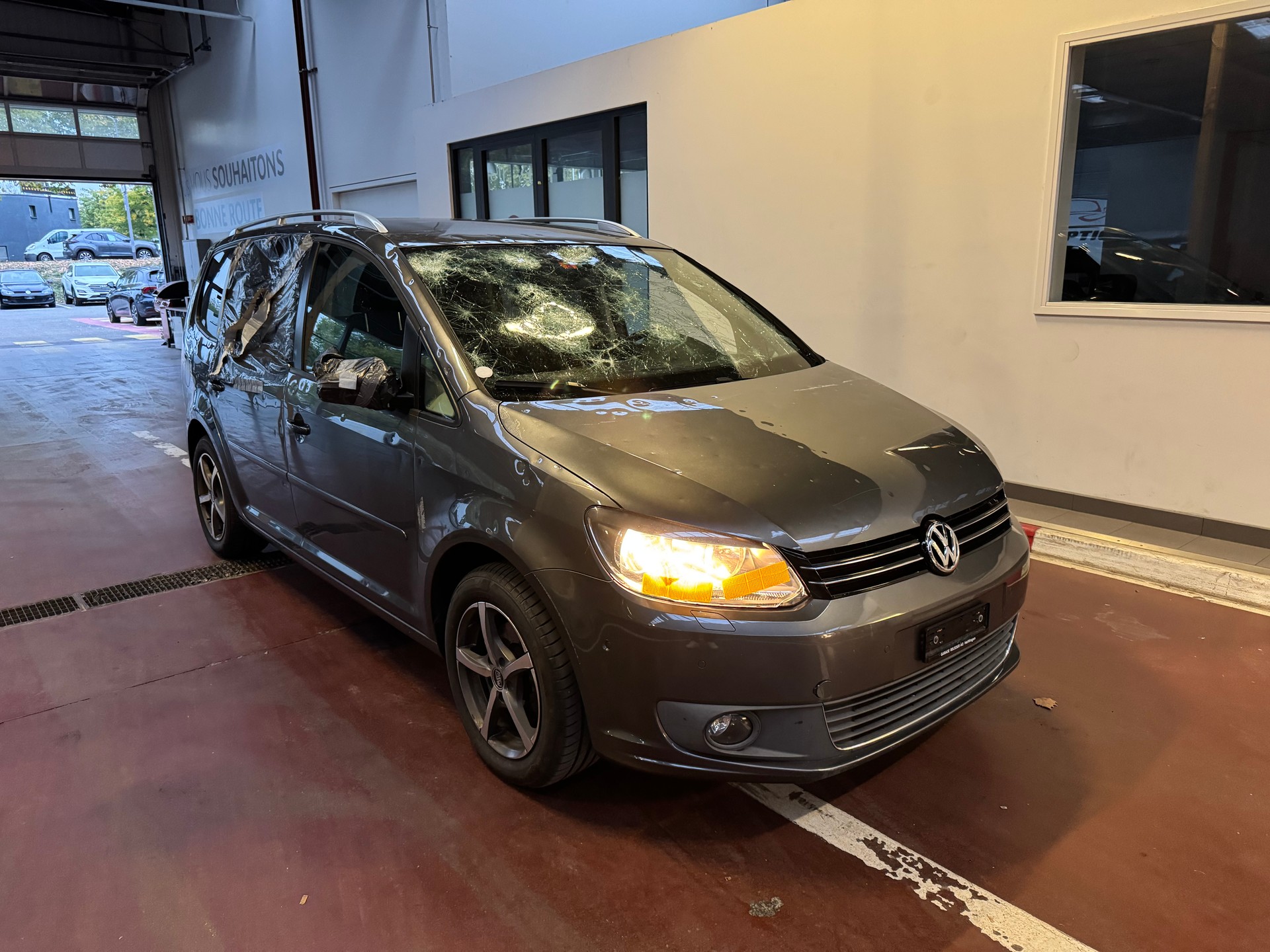 VW Touran 1.4 TSI Highline-image-6