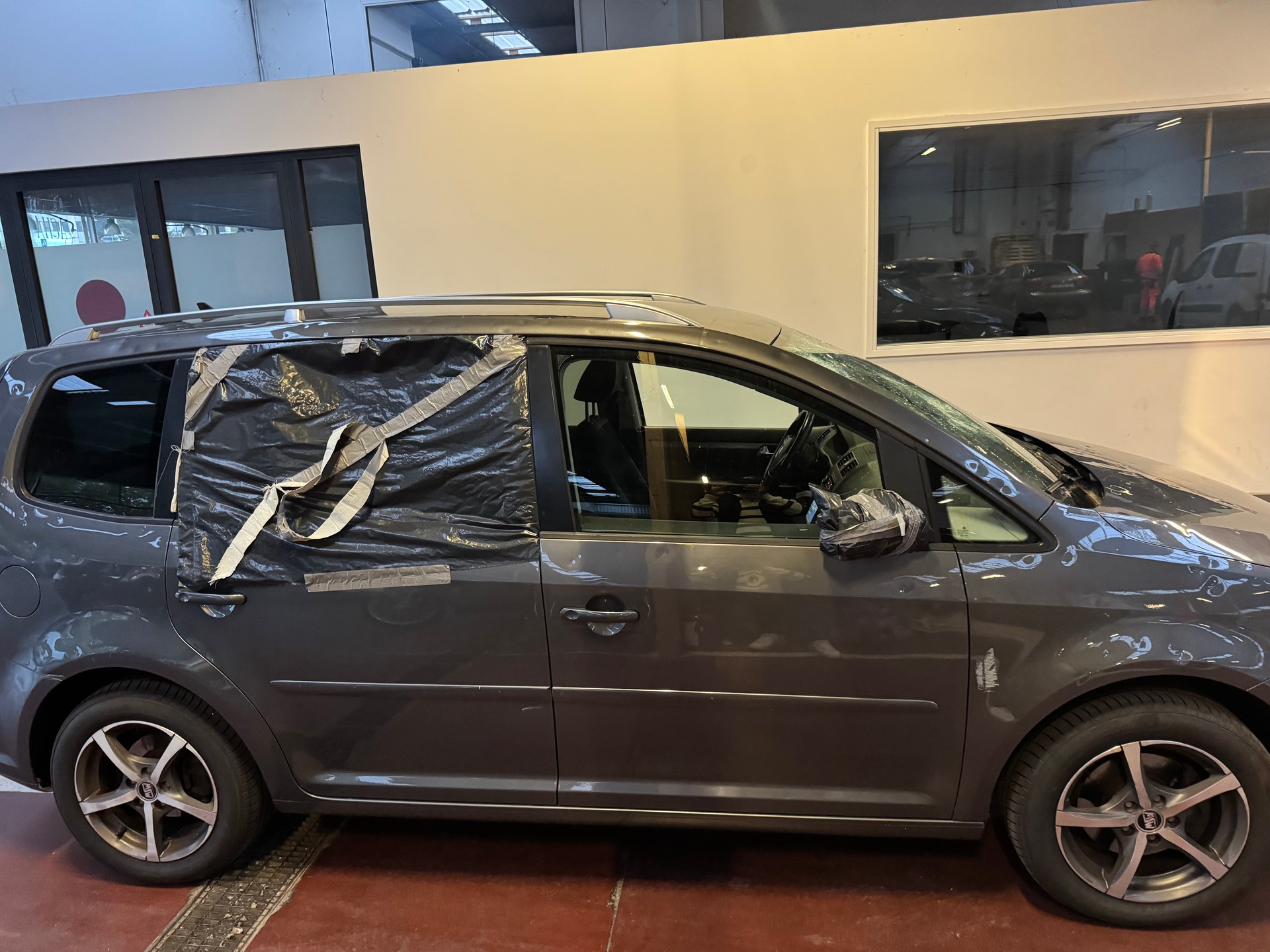 VW Touran 1.4 TSI Highline-image-7