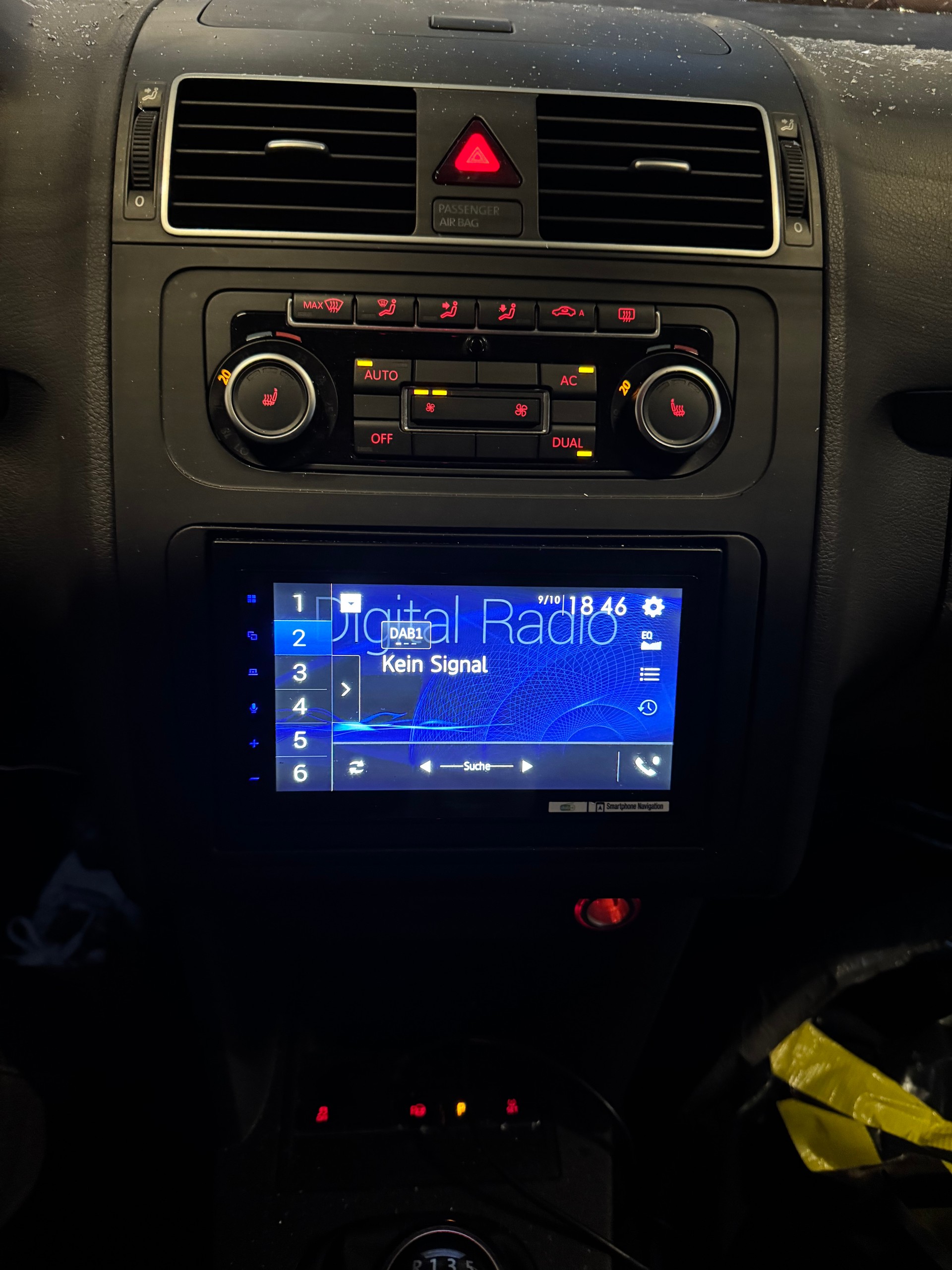VW Touran 1.4 TSI Highline-image-19