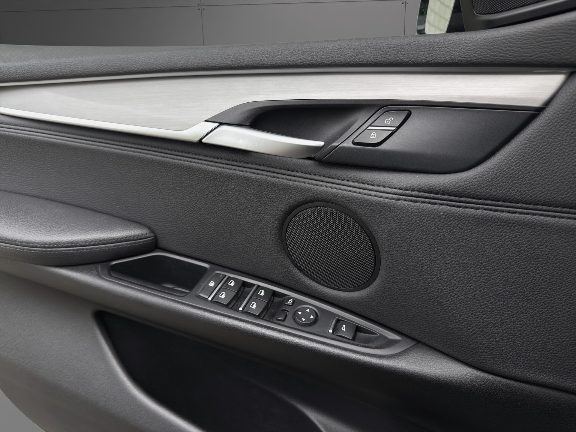 BMW X5 xDrive 40d Steptronic-image-14