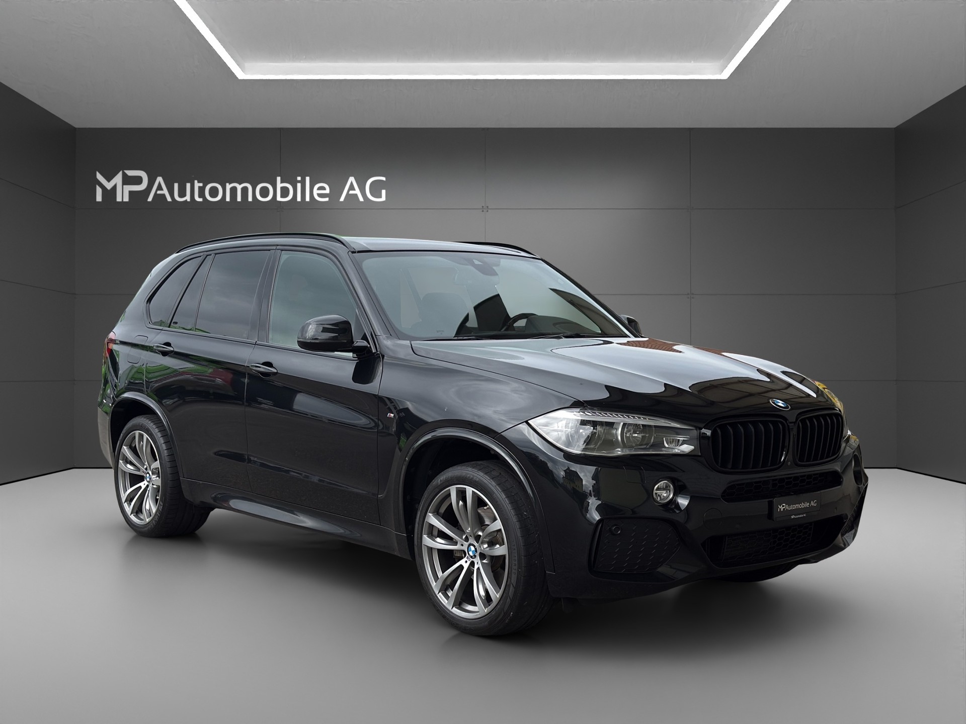 BMW X5 xDrive 40d Steptronic-image-1