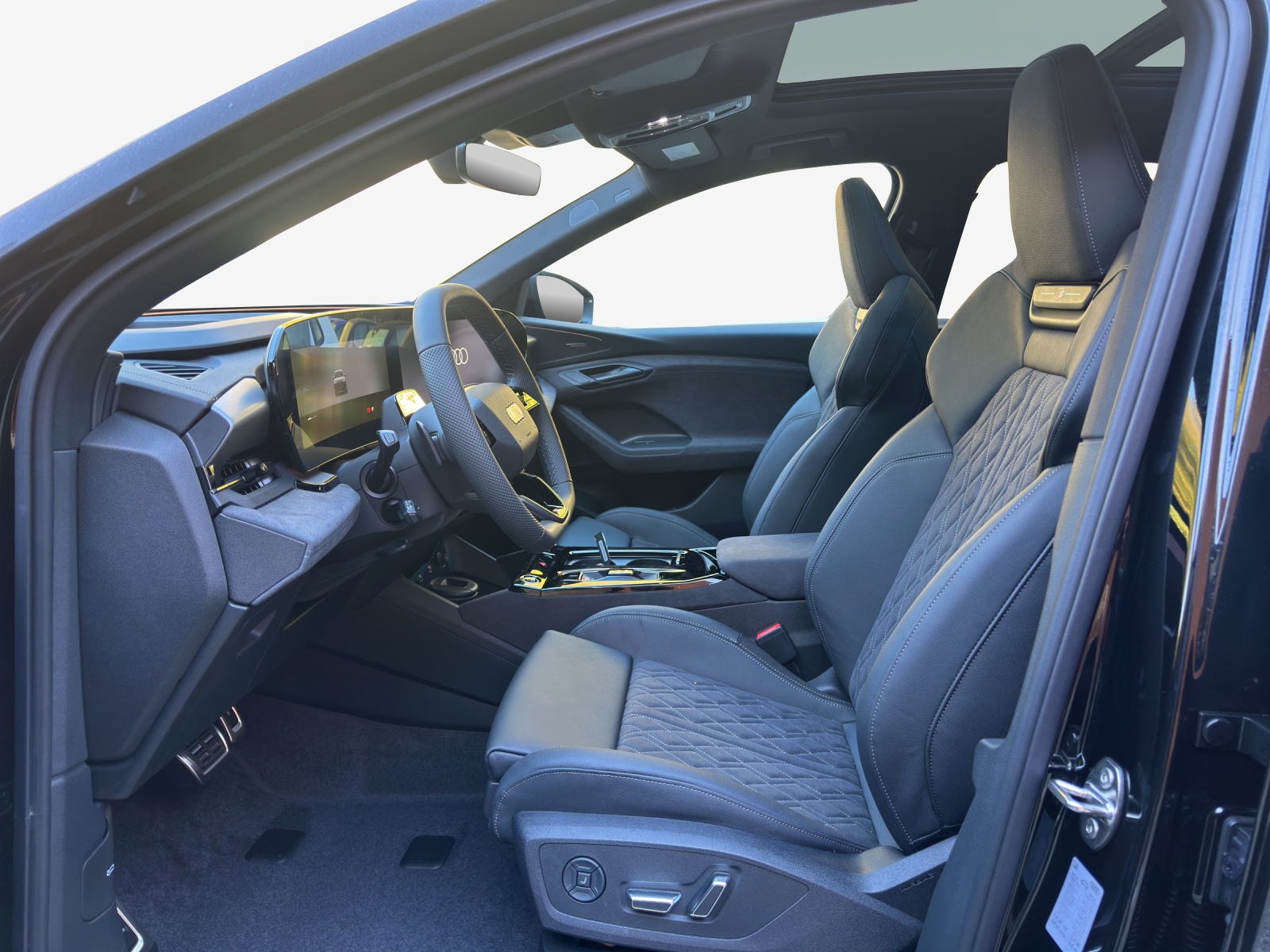AUDI Q6 e-tron quattro-image-7