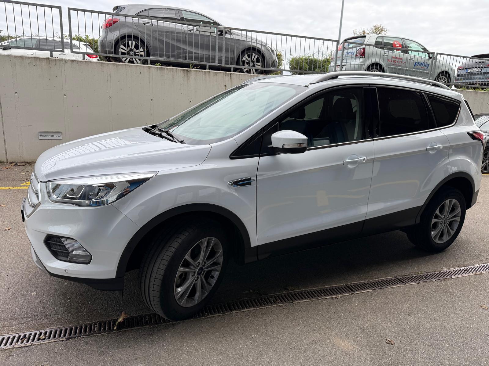 FORD Kuga 2.0 TDCi Business 2WD-image-2