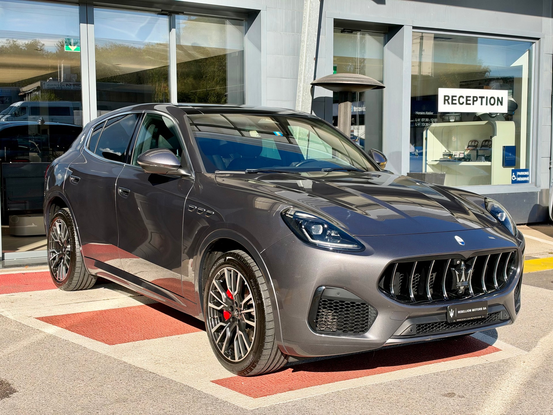MASERATI Grecale 2.0 MHEV GT Hybrid Automatica-image-2