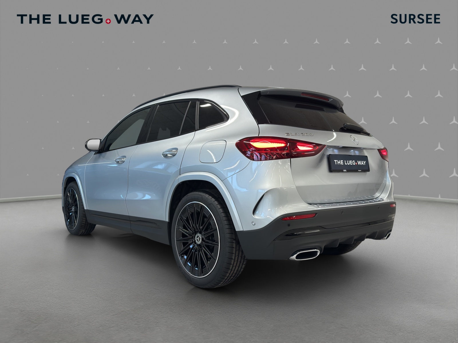 MERCEDES-BENZ GLA 200 Night Star 7G-DCT-image-2