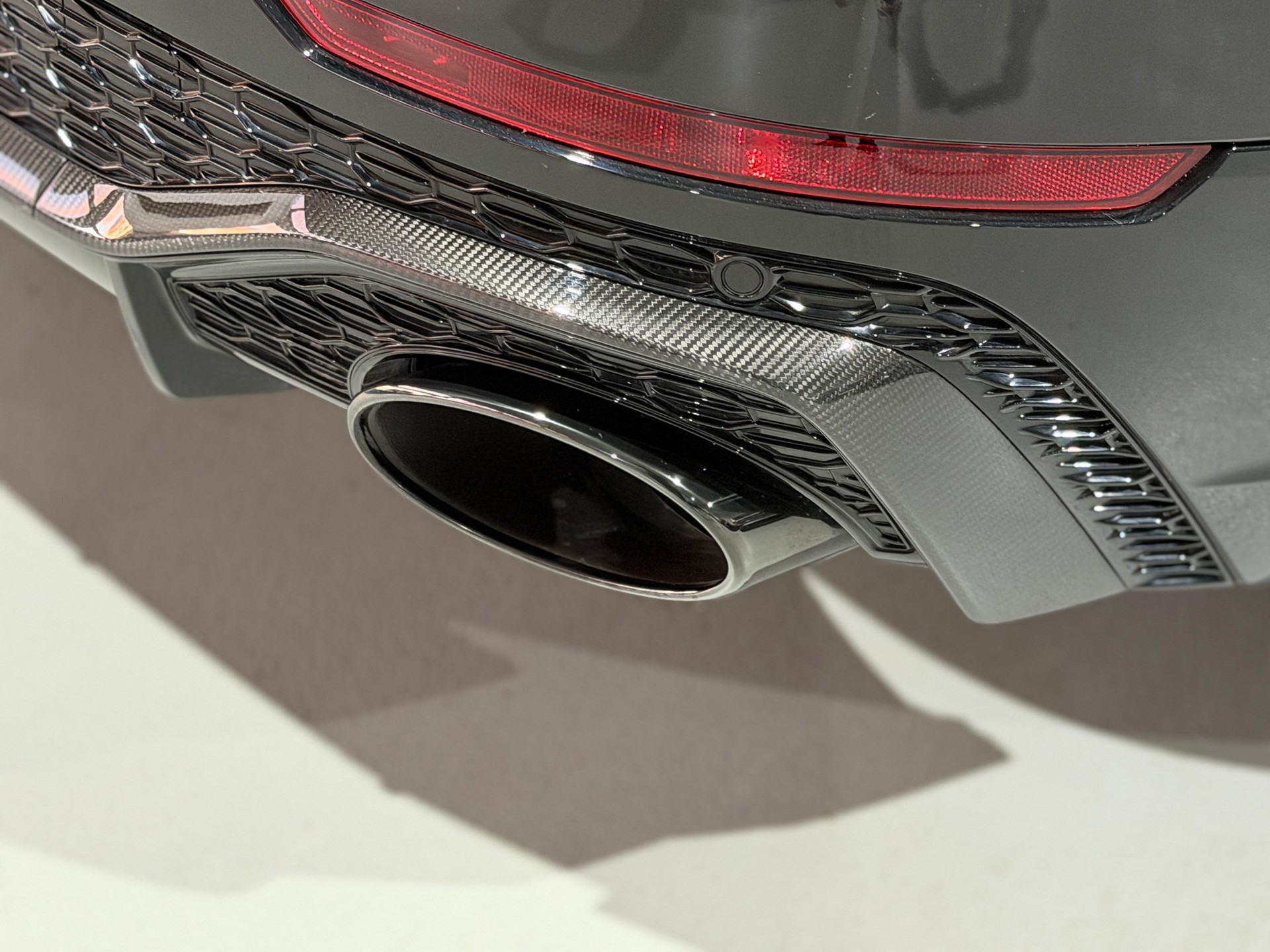 AUDI RSQ8 quattro tiptronic (Carbon) inkl. Werksgarantie-image-6