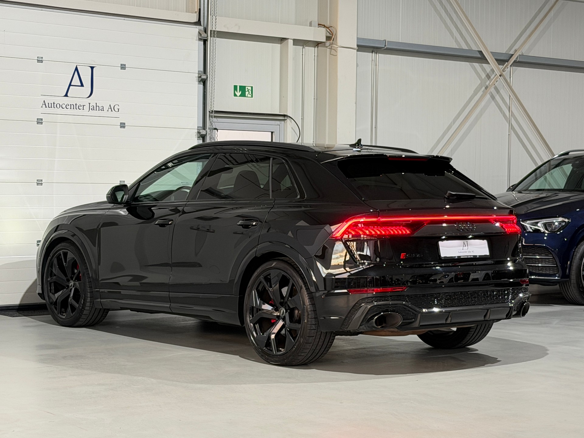 AUDI RSQ8 quattro tiptronic (Carbon) inkl. Werksgarantie-image-23