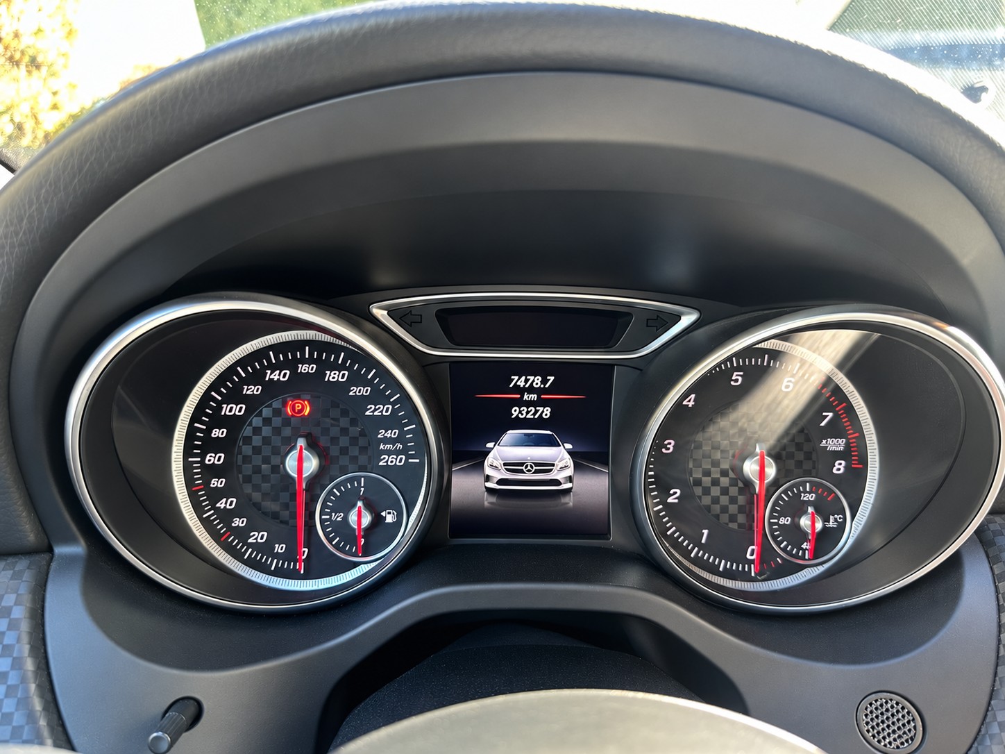 MERCEDES-BENZ A 220 Urban 4m-image-5