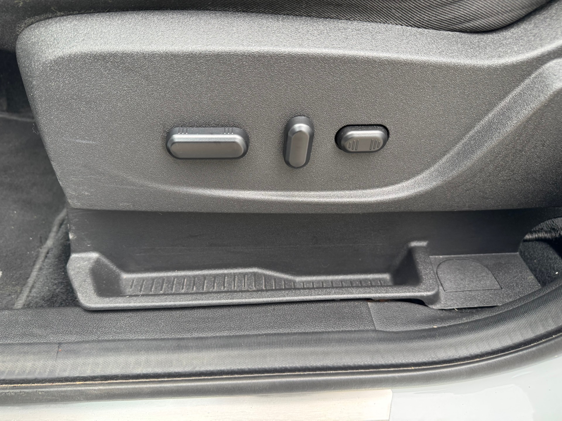 FORD Kuga 2.0 TDCi Titanium S 4WD PowerShift-image-10