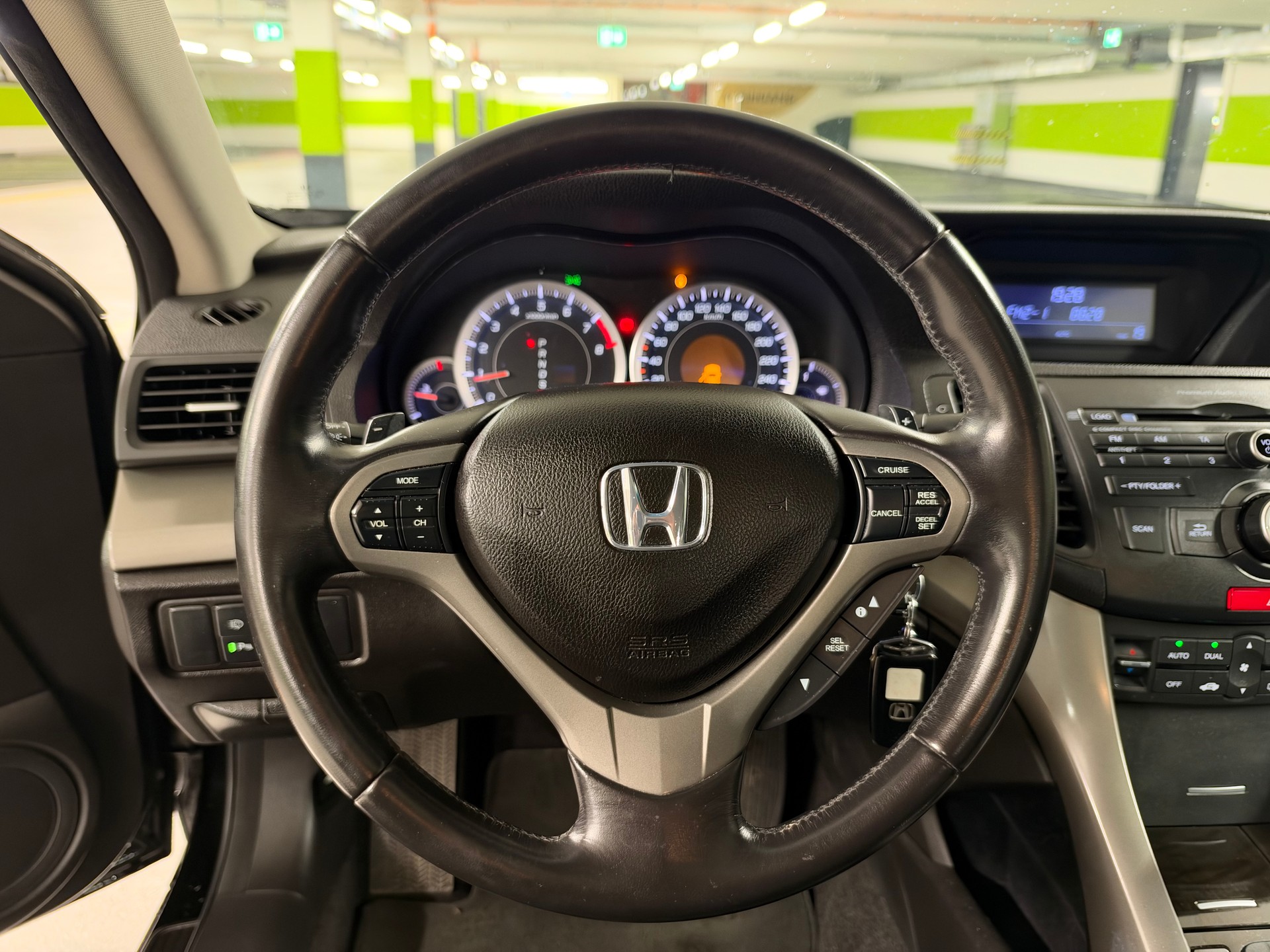 HONDA Accord Tourer 2.4i 16V Executive-Plus Automatic-image-13