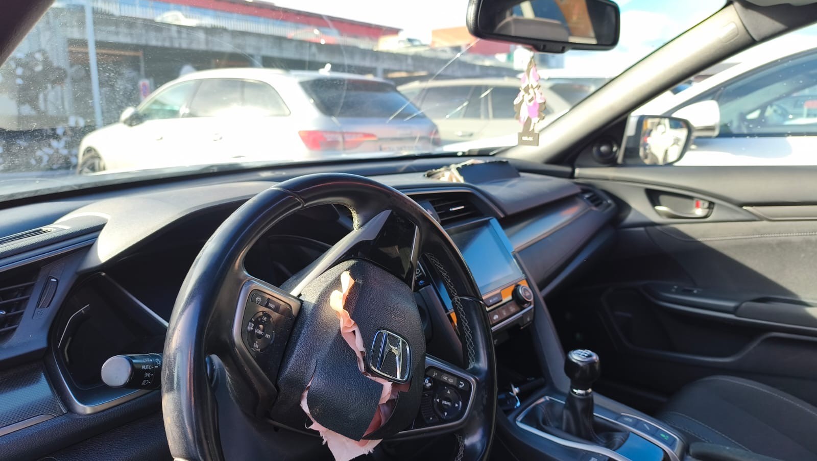 HONDA Civic 1.0 VTEC Executive Premium-image-12