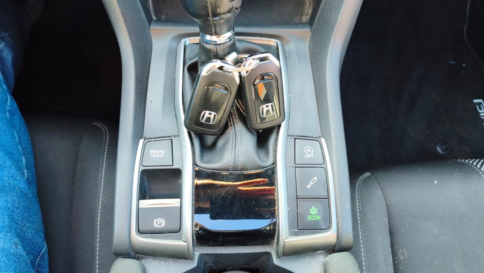 HONDA Civic 1.0 VTEC Executive Premium-image-6