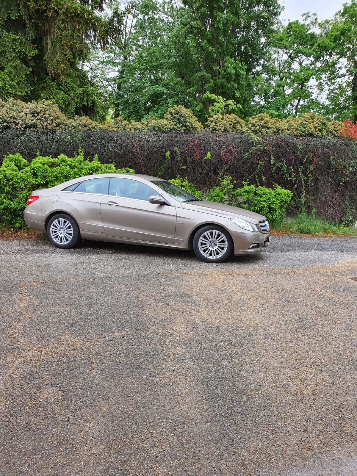 MERCEDES-BENZ E 350 CGI BlueEfficiency 7G-Tronic-image-1