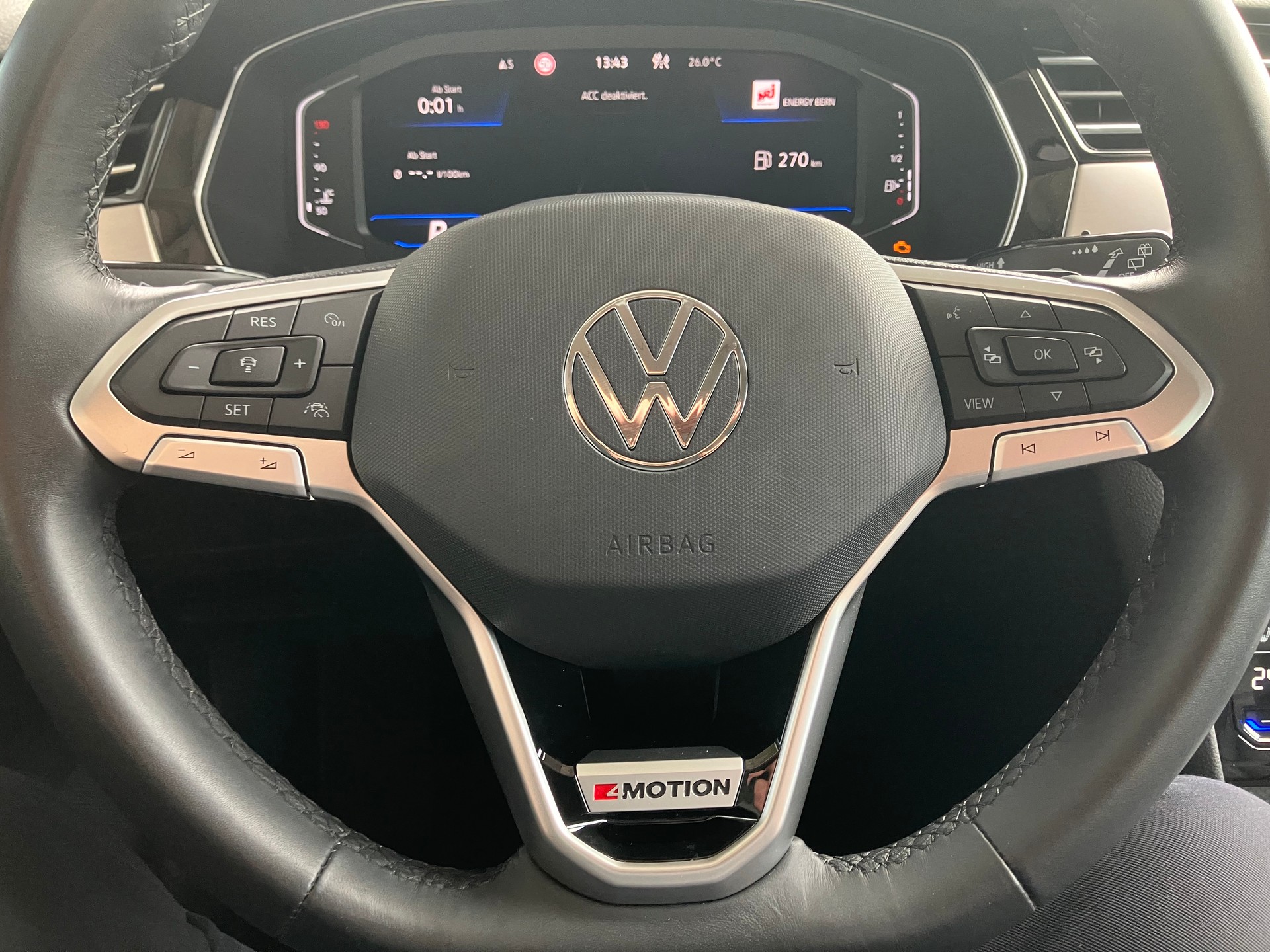 VW Passat 2.0 TDI BMT Elegance 4Motion DSG-image-12