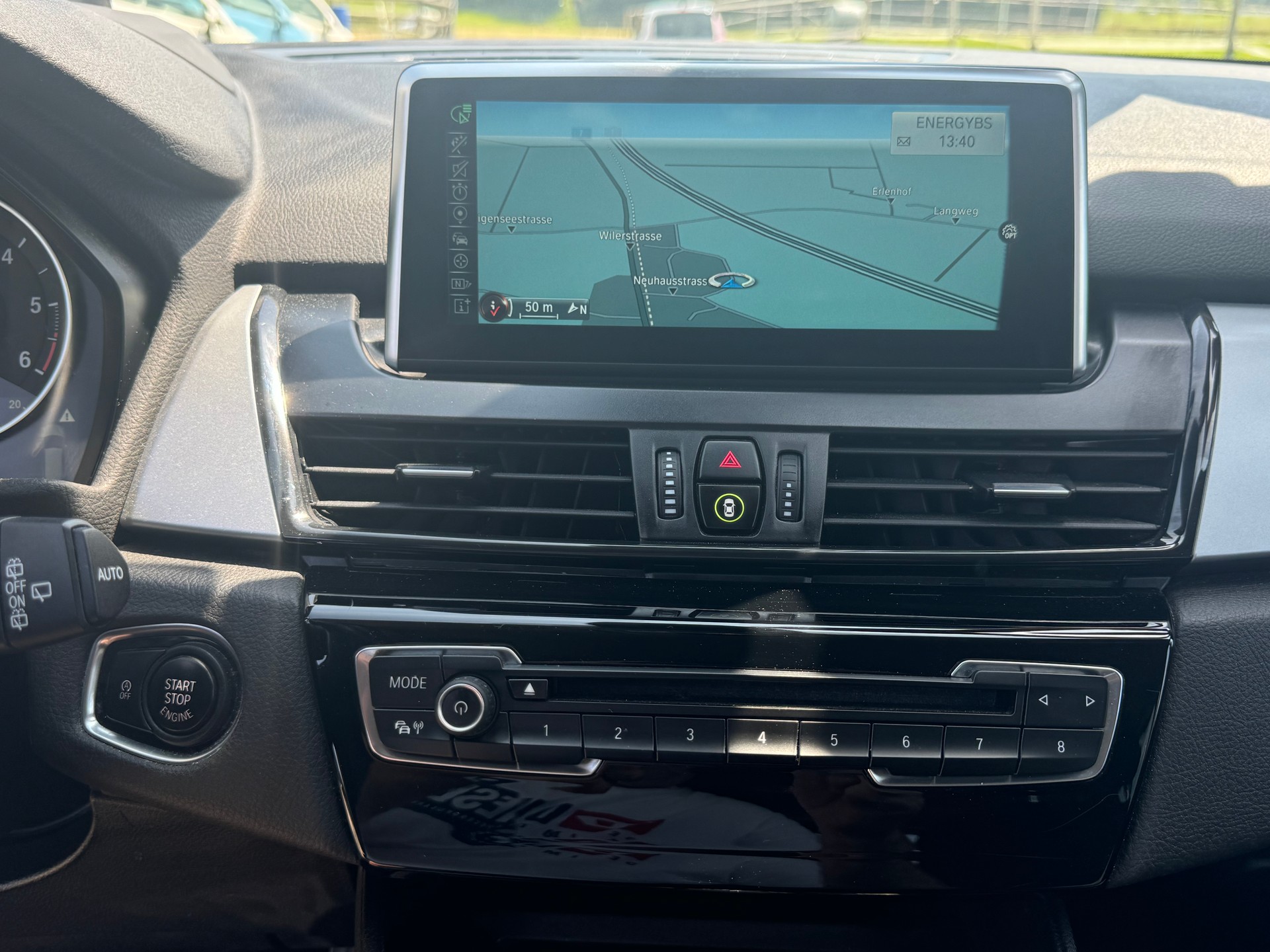 BMW 218d Gran Tourer Luxury Line Steptronic-image-11