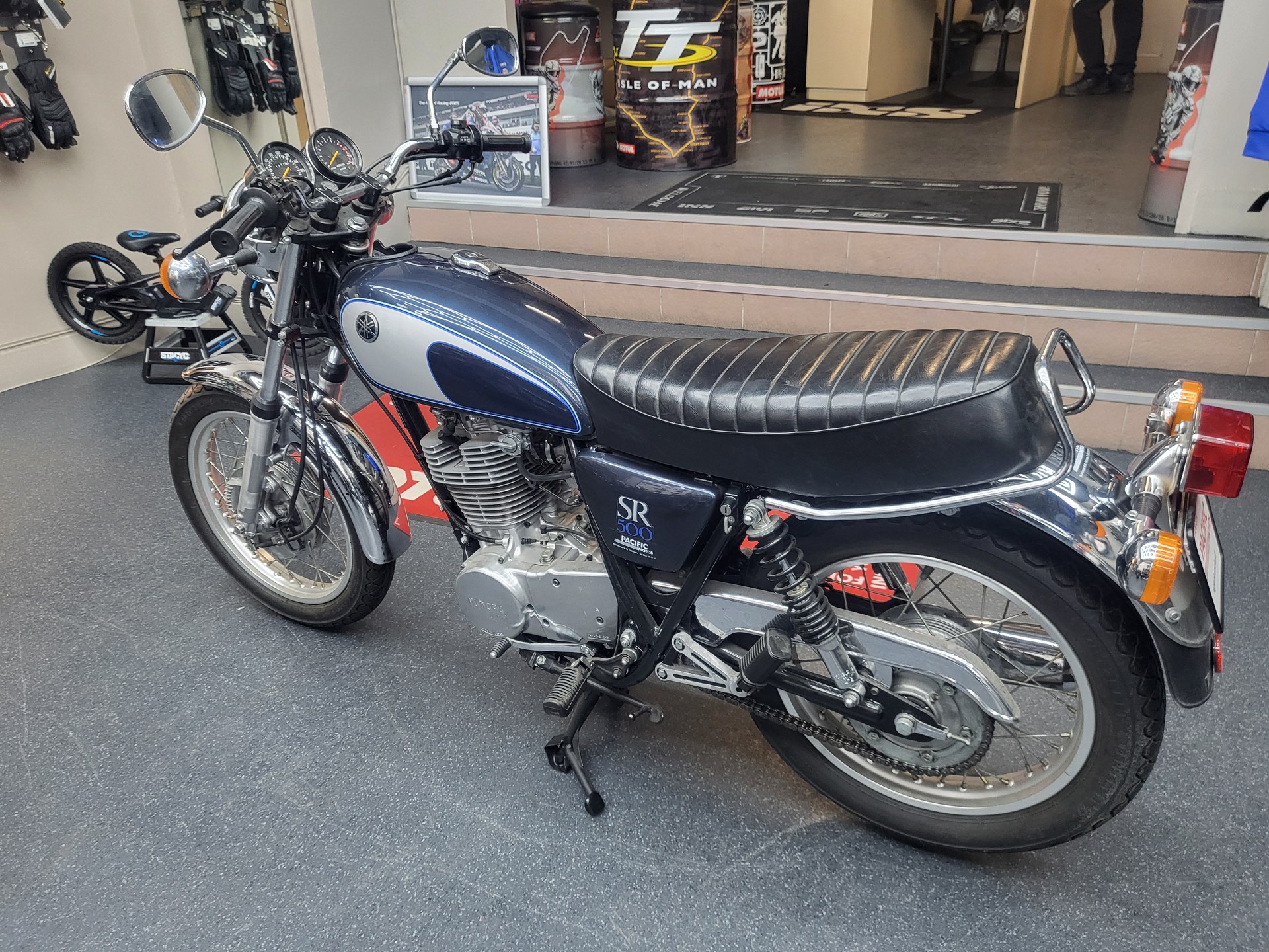 YAMAHA SR 500-image-3