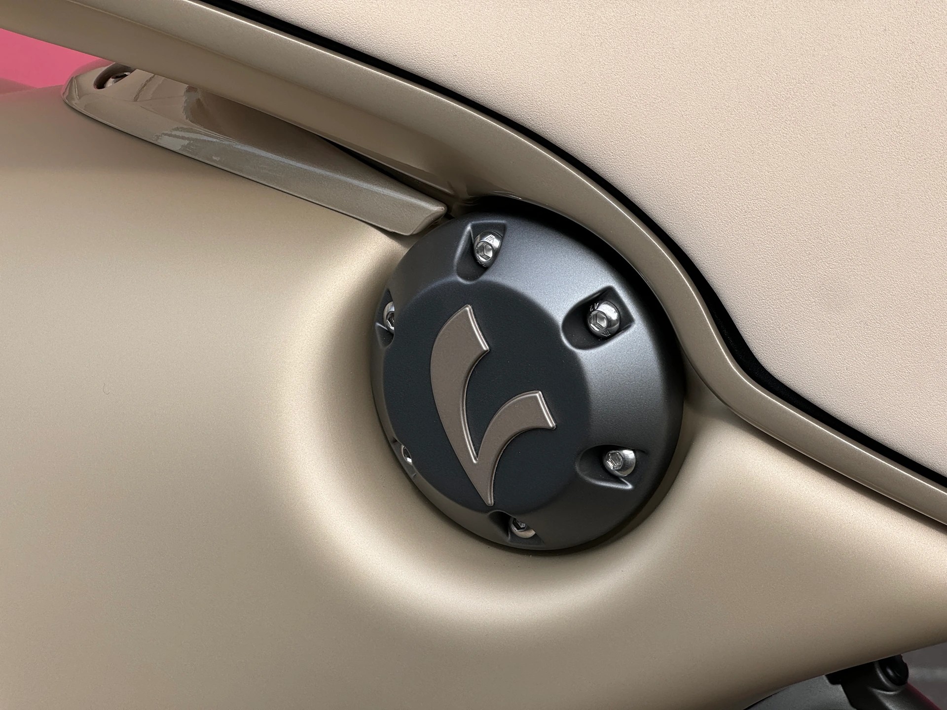 PIAGGIO Vespa 946 125 Dragon-image-9