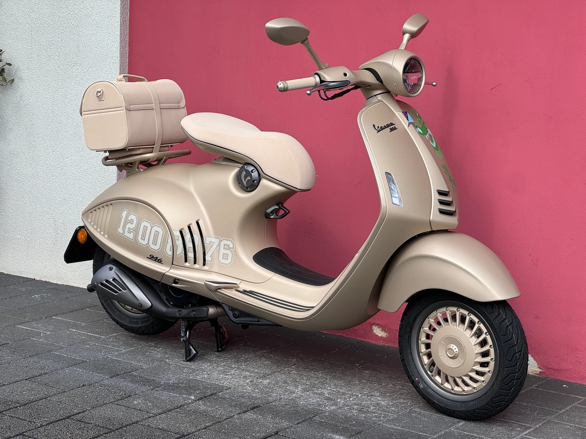 PIAGGIO Vespa 946 125 Dragon-image-8