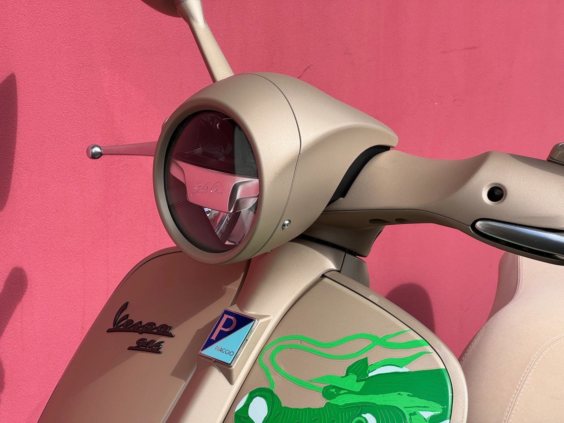 PIAGGIO Vespa 946 125 Dragon-image-4