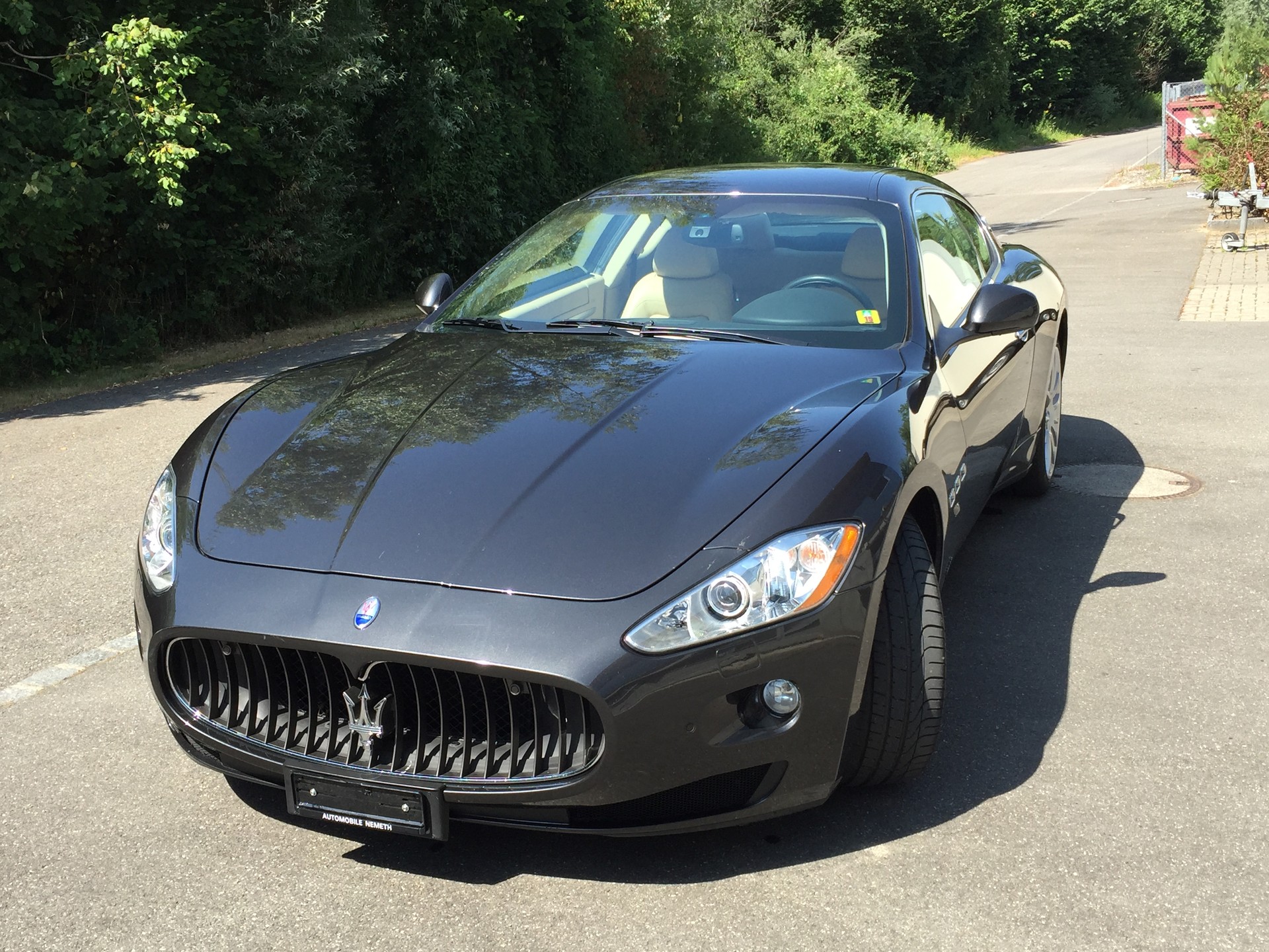 MASERATI GranTurismo S Automatica, gepflegtes Fahrzeug von Privat-image-1