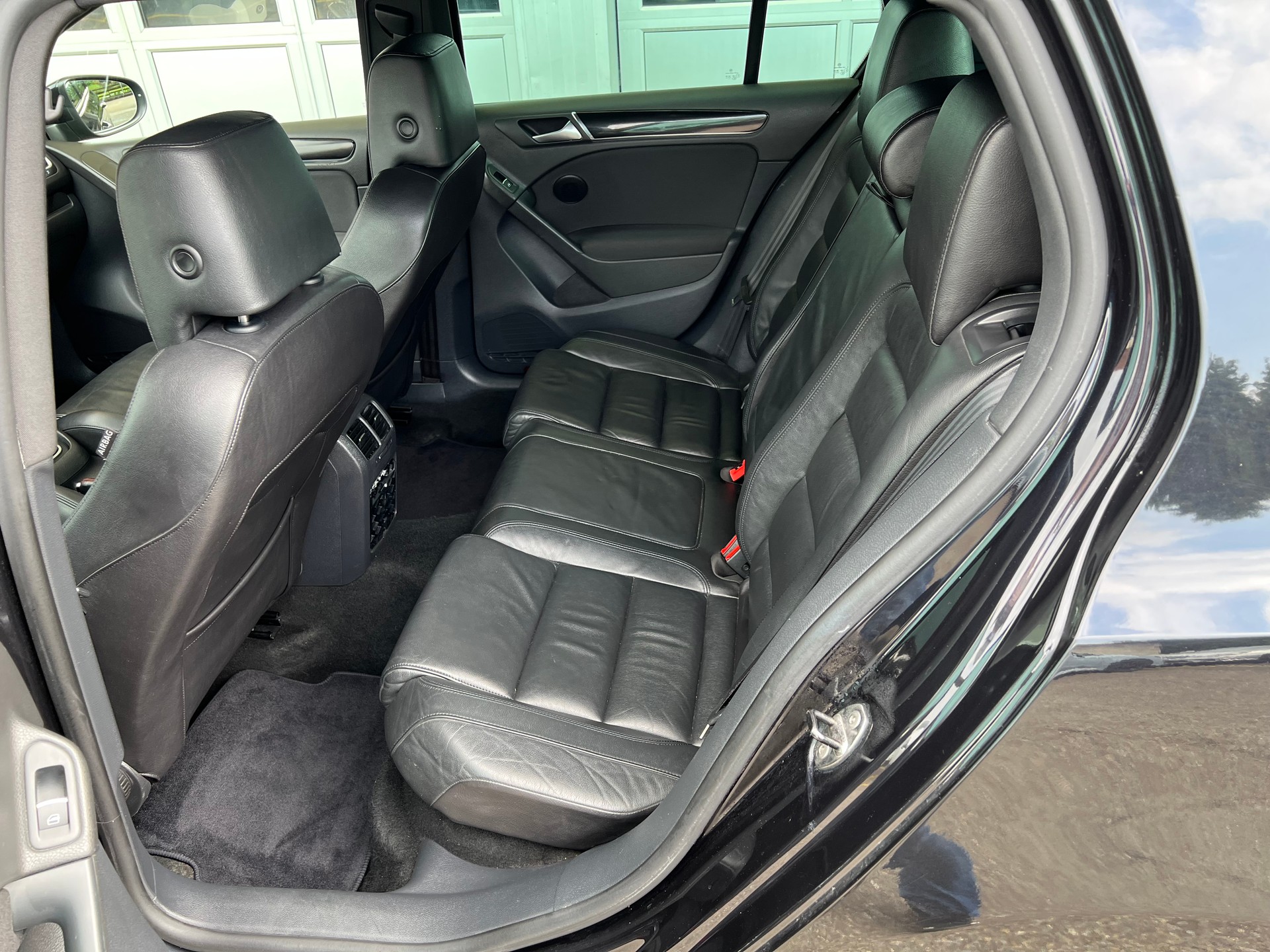 VW Golf 2.0 TSI GTI DSG-image-11