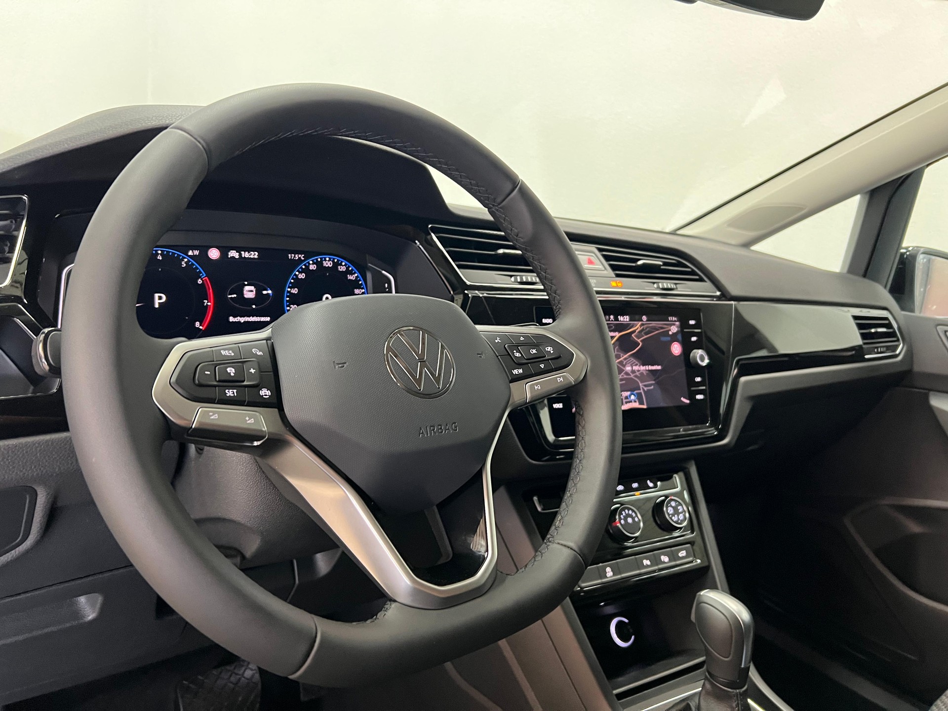 VW Touran 1.5 TSI EVO Comfortline United DSG-image-5