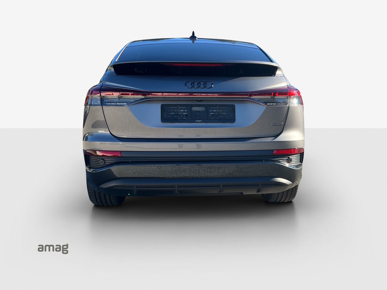 AUDI Q4 Sportback e-tron 50 quattro-image-2