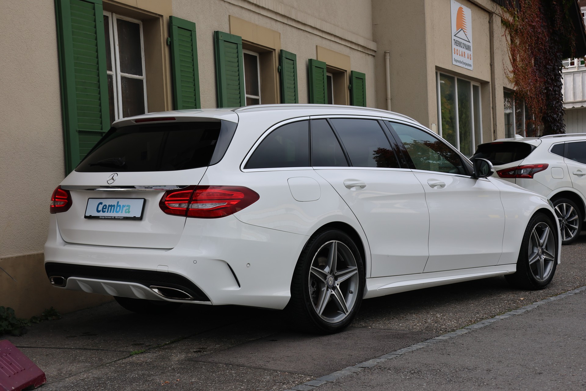 MERCEDES-BENZ C 300 AMG Line 7G-Tronic-image-6