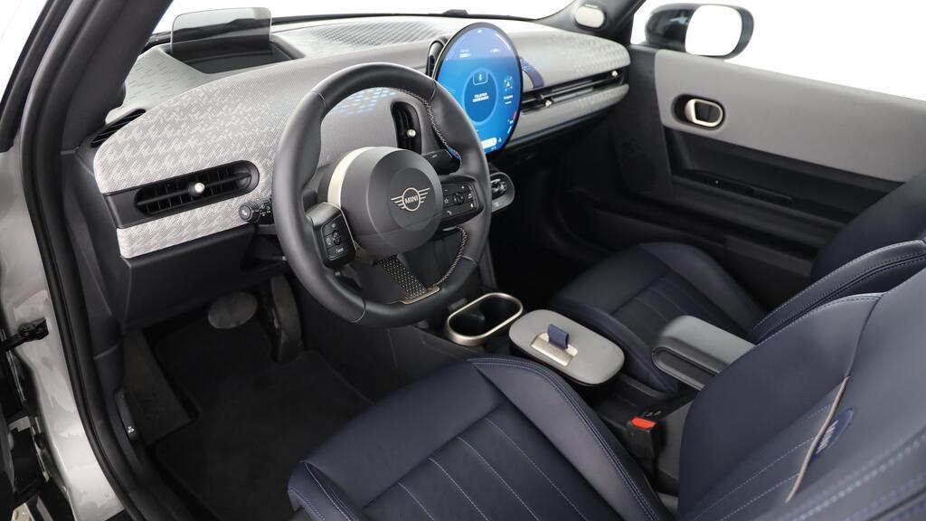 MINI Cooper S Cabrio-image-16