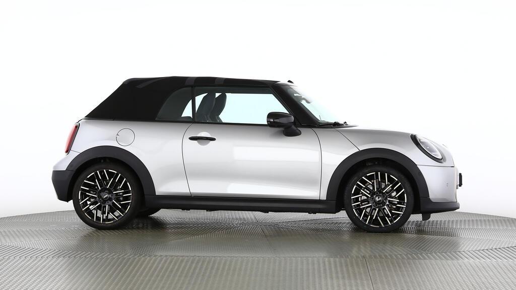 MINI Cooper S Cabrio-image-2