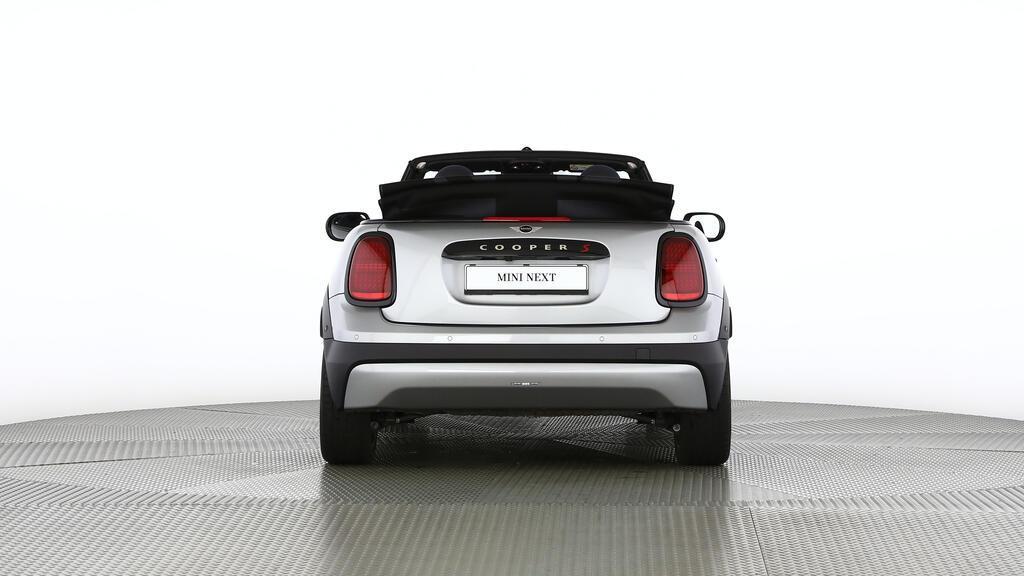 MINI Cooper S Cabrio-image-13