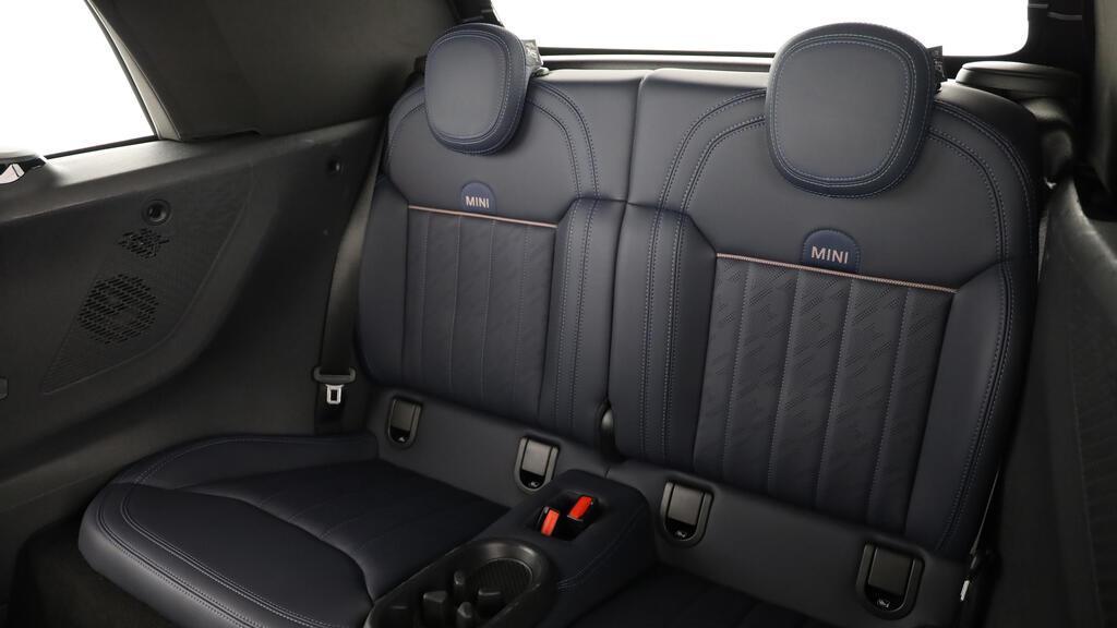 MINI Cooper S Cabrio-image-19