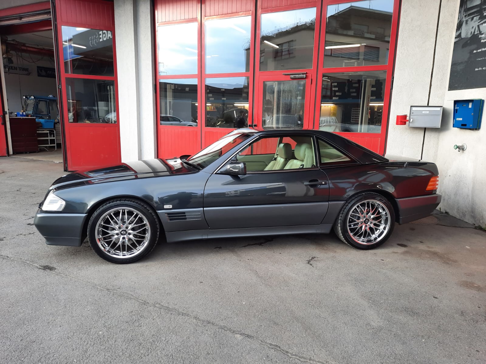 MERCEDES-BENZ SL 500 Automatic-image-14